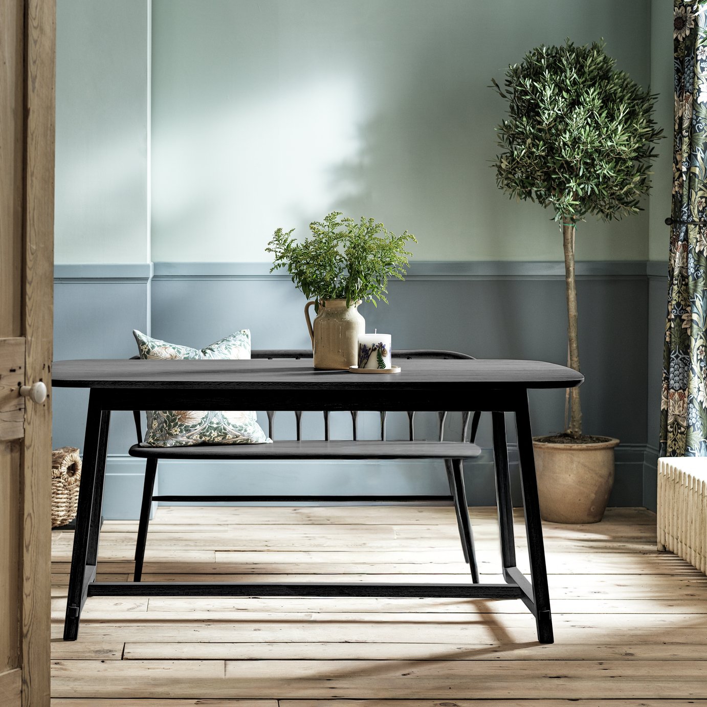 Habitat x Morris & Co. Canterbury 4 Seat Dining Table- Black