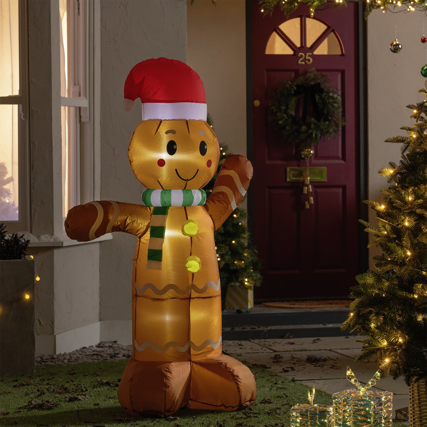Argos Home Lit Christmas Inflatable Gingerbread Decoration