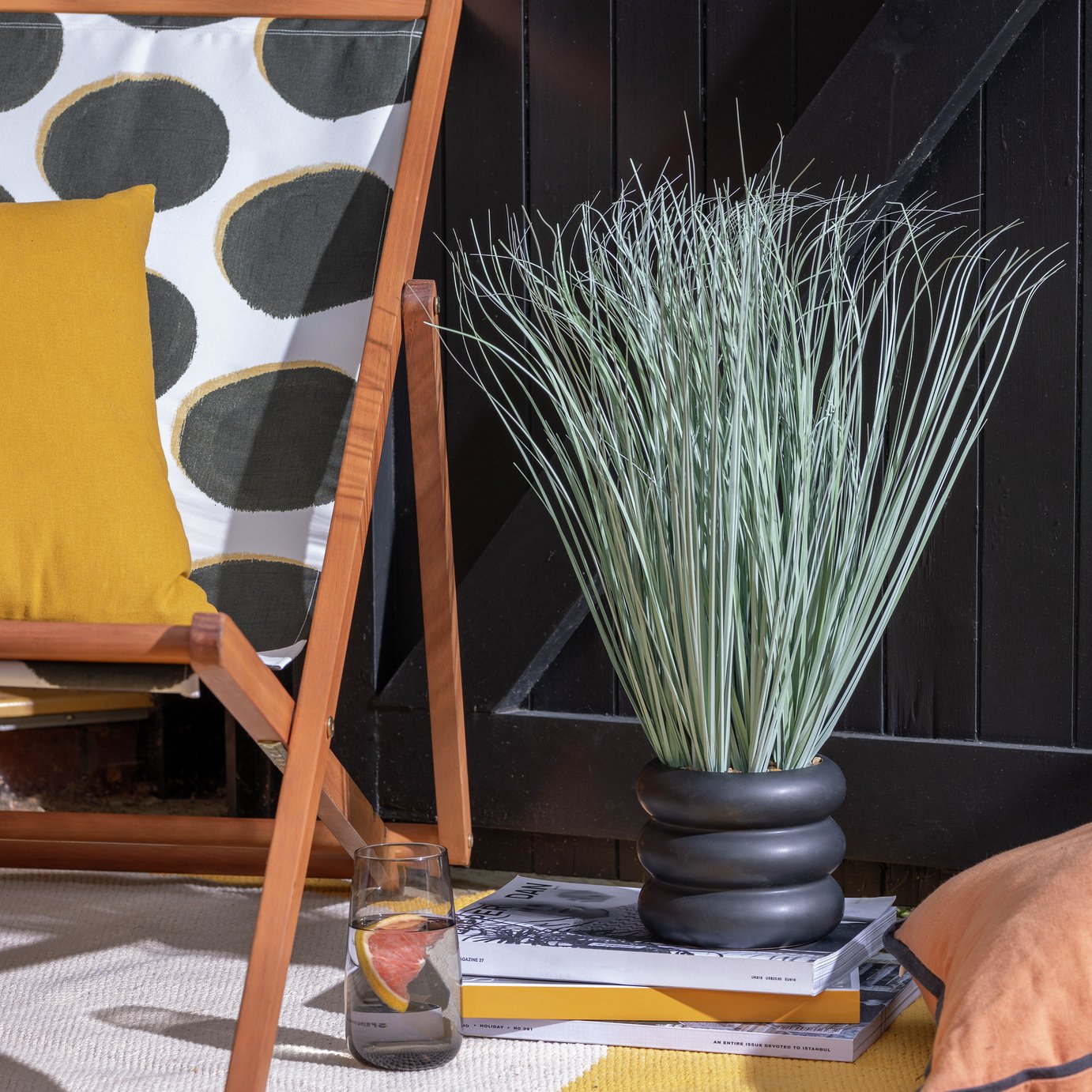 Garden By Sainsbury's Artificial Grass In Black Pot