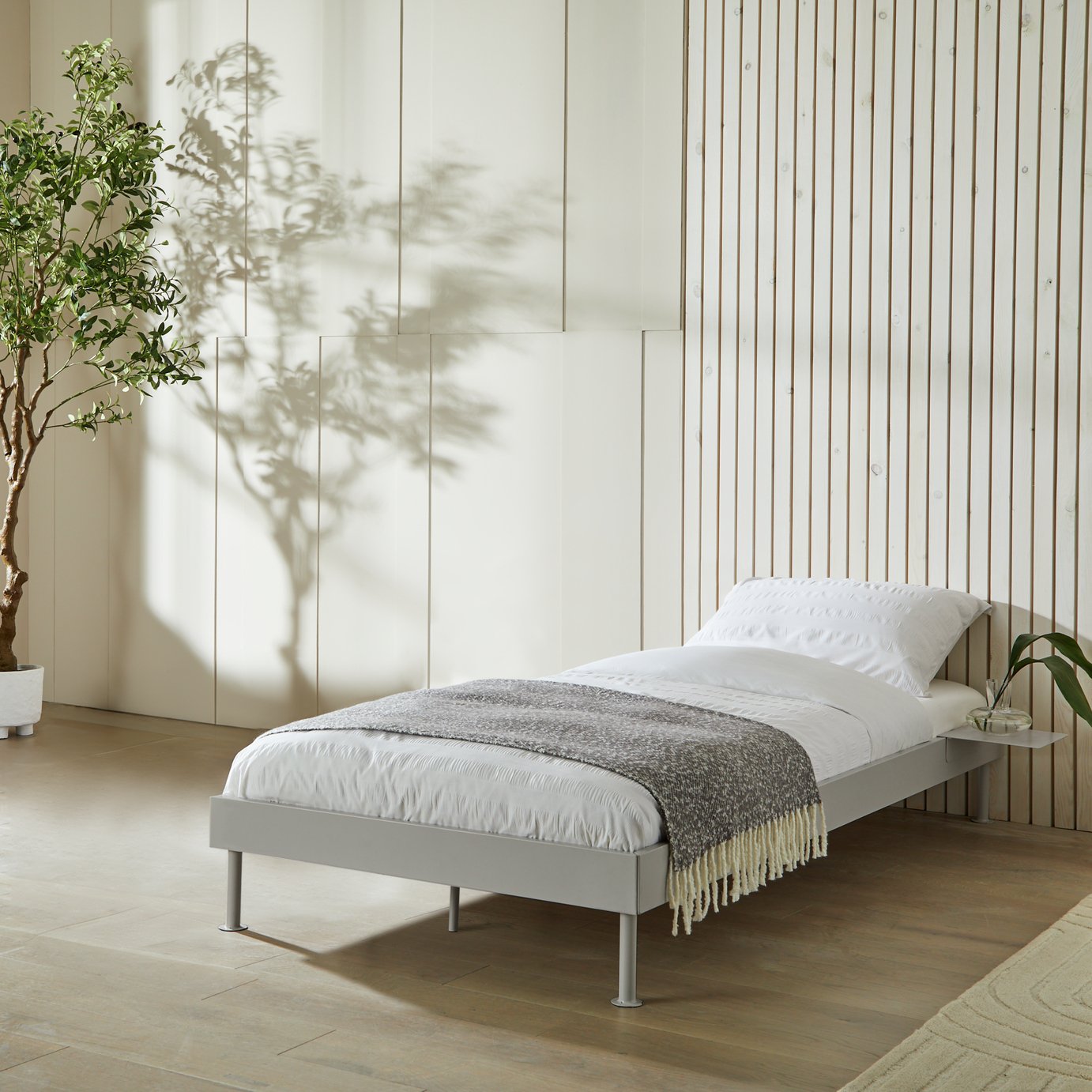 Habitat Maddox Metal Bed Frame