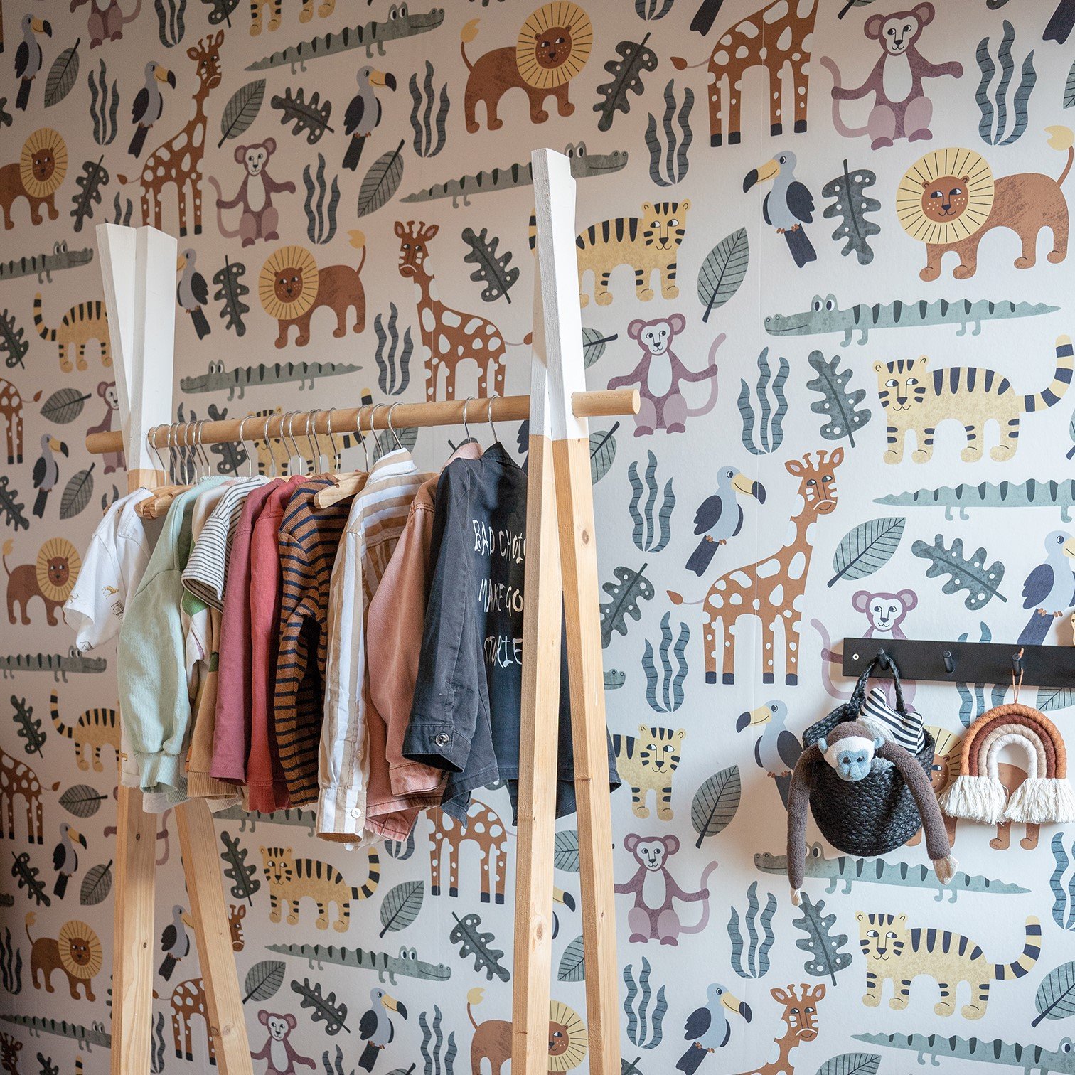 Grandeco Nursery Zoo 4 Lane Repeatable Wallpaper Mural - 2 x 2.8m
