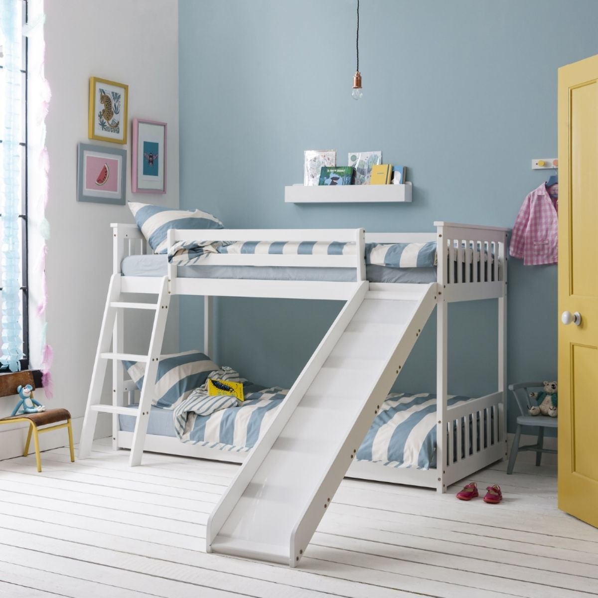 Noa & Nani Tuva Low Cabin Bed With Bunk Underbed, Play Area & Slide - White