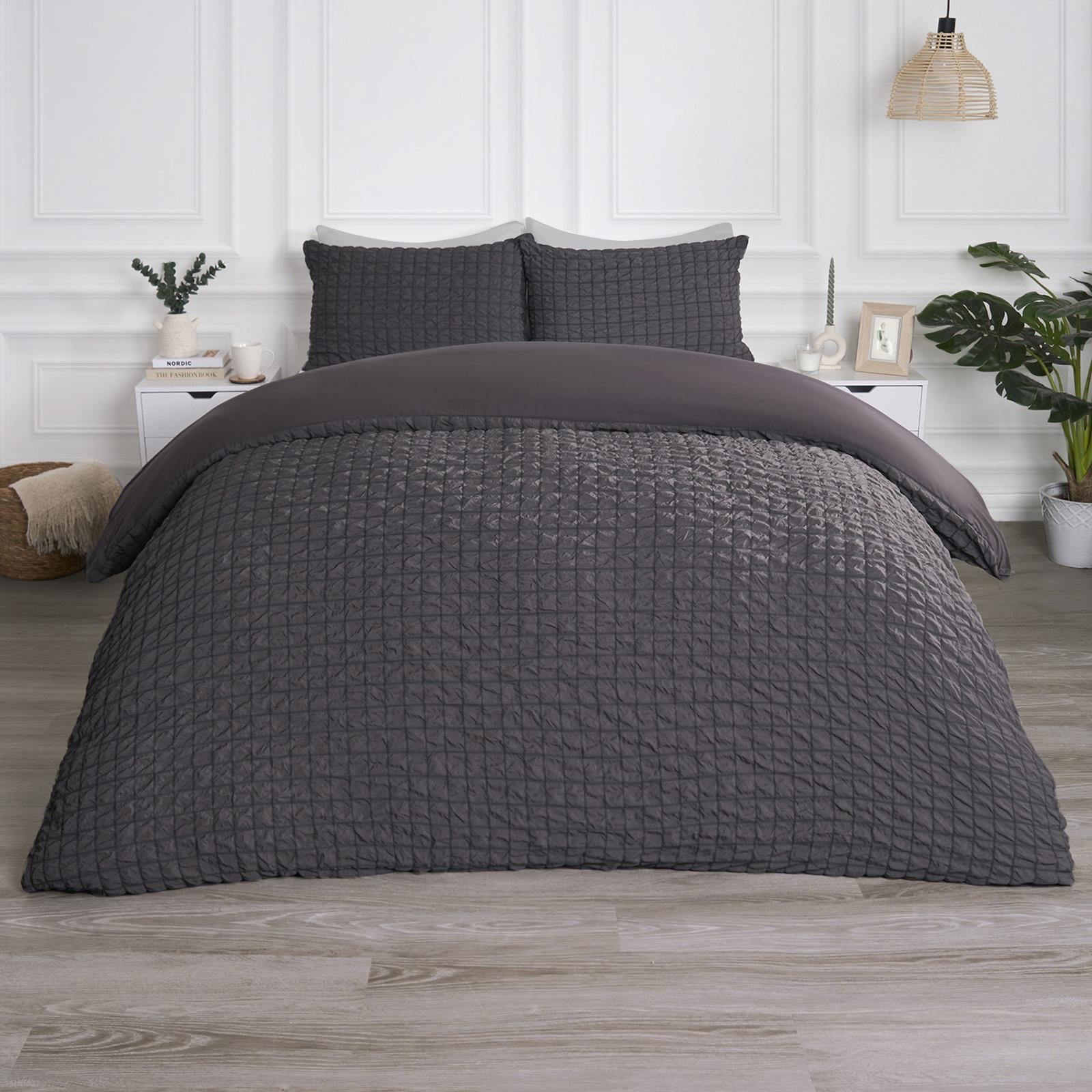 OHS Seersucker Duvet Cover Set Geo Charcoal - King