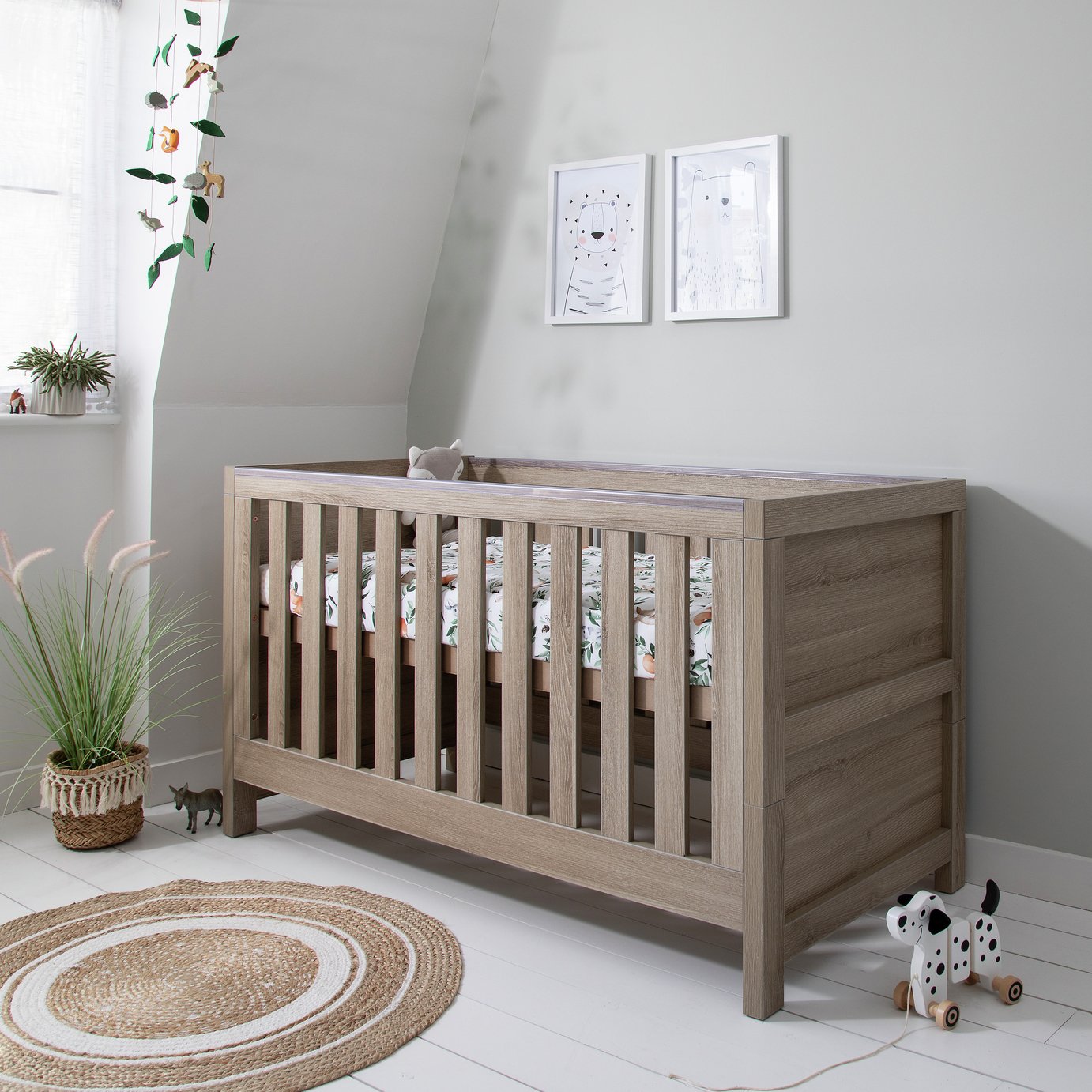 Tutti Bambini Modena Cot bed - Oak
