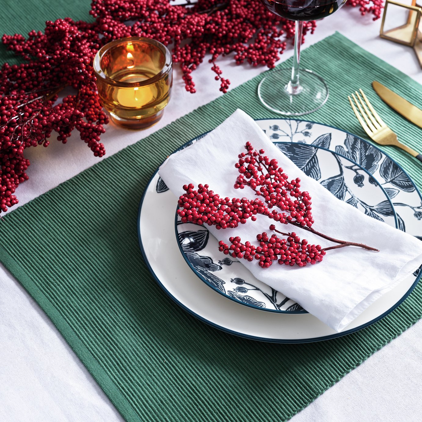 Habitat Green Ribbed Set of 4 Placemats