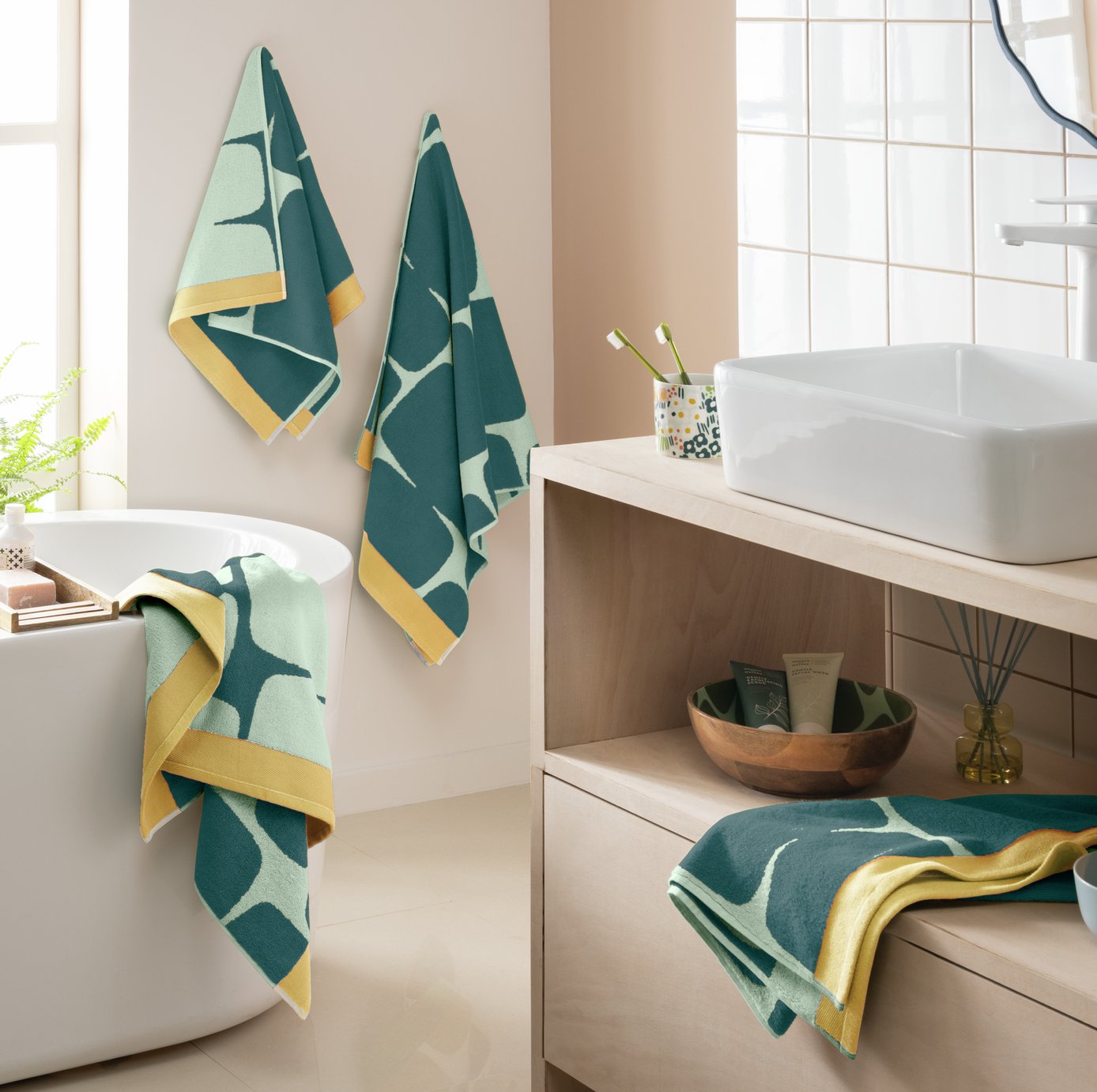 Habitat x Scion Lohko 4 Piece Bale