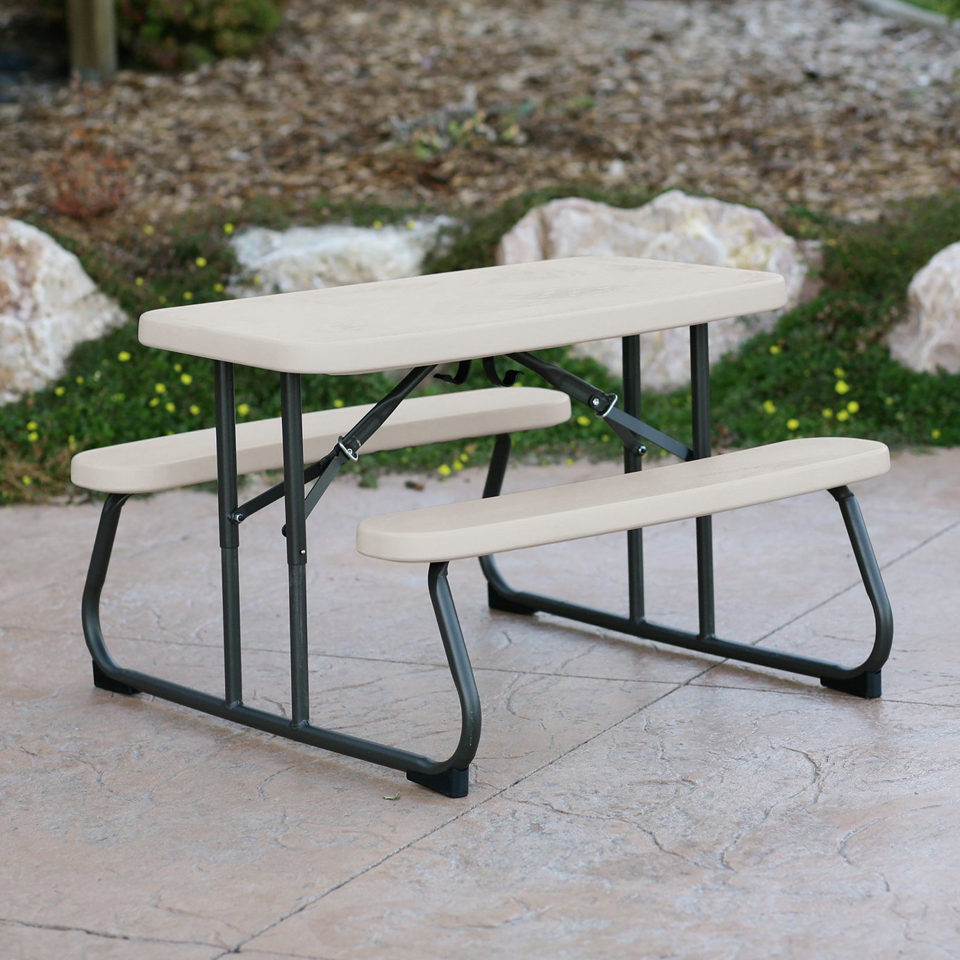 Lifetime 4 Seater Plastic Picnic Table - Almond