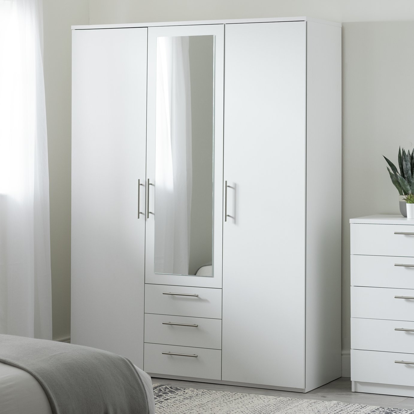 Argos Home Brisbane 3 Door 3 Drawer Wardrobe