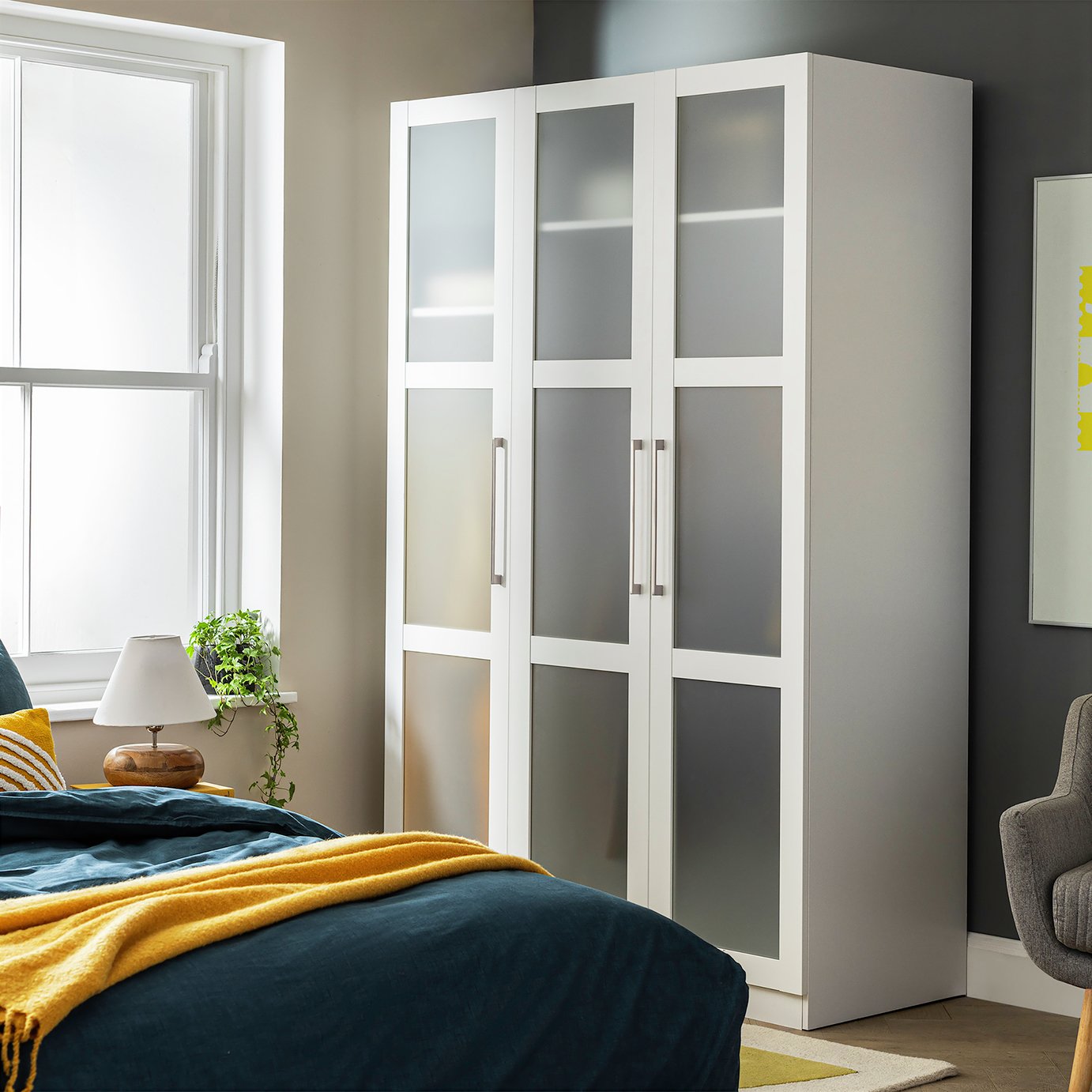 Habitat Hamburg Triple Glass Panelled Wardrobe