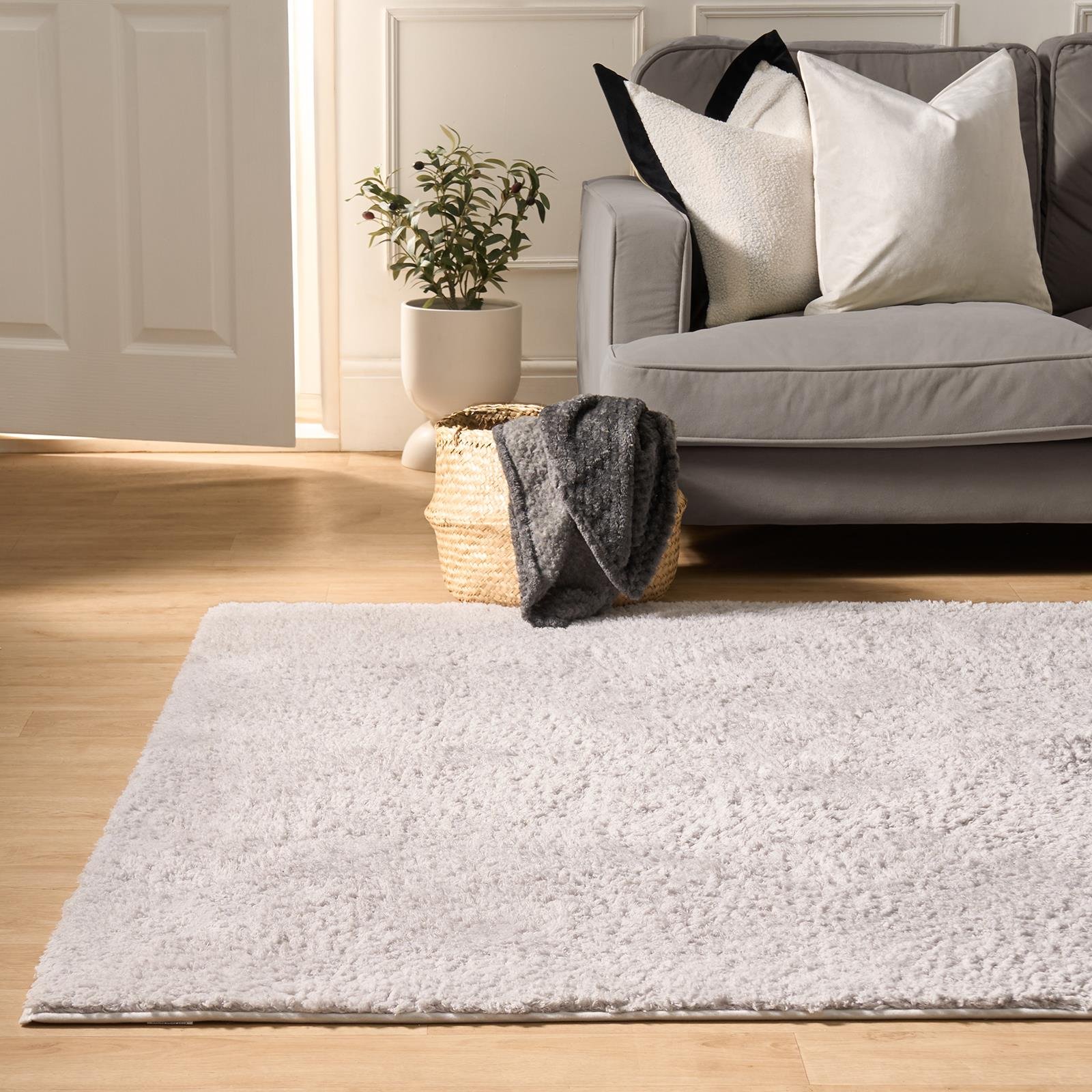 OHS Cosy Teddy Non-Slip Rug - 160 x 230cm - Silver