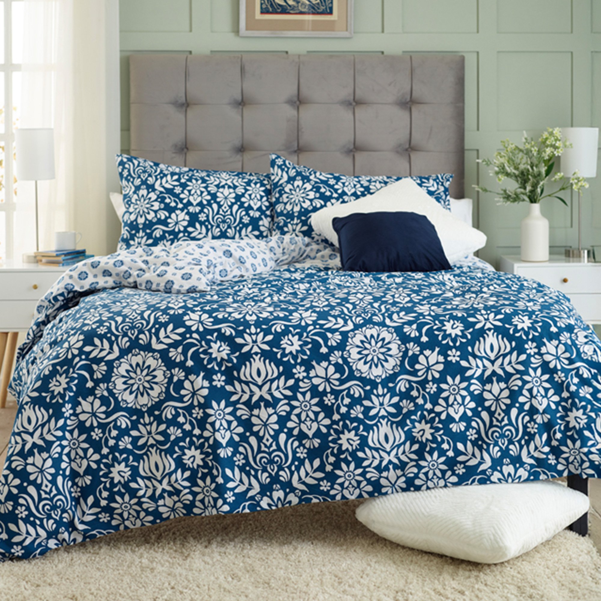 Deyongs Ornamental Tile Floral Floral Printed Duvet Set - Single