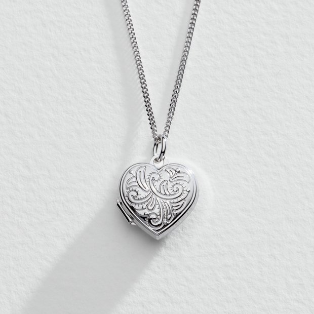 Argos on sale heart pendant