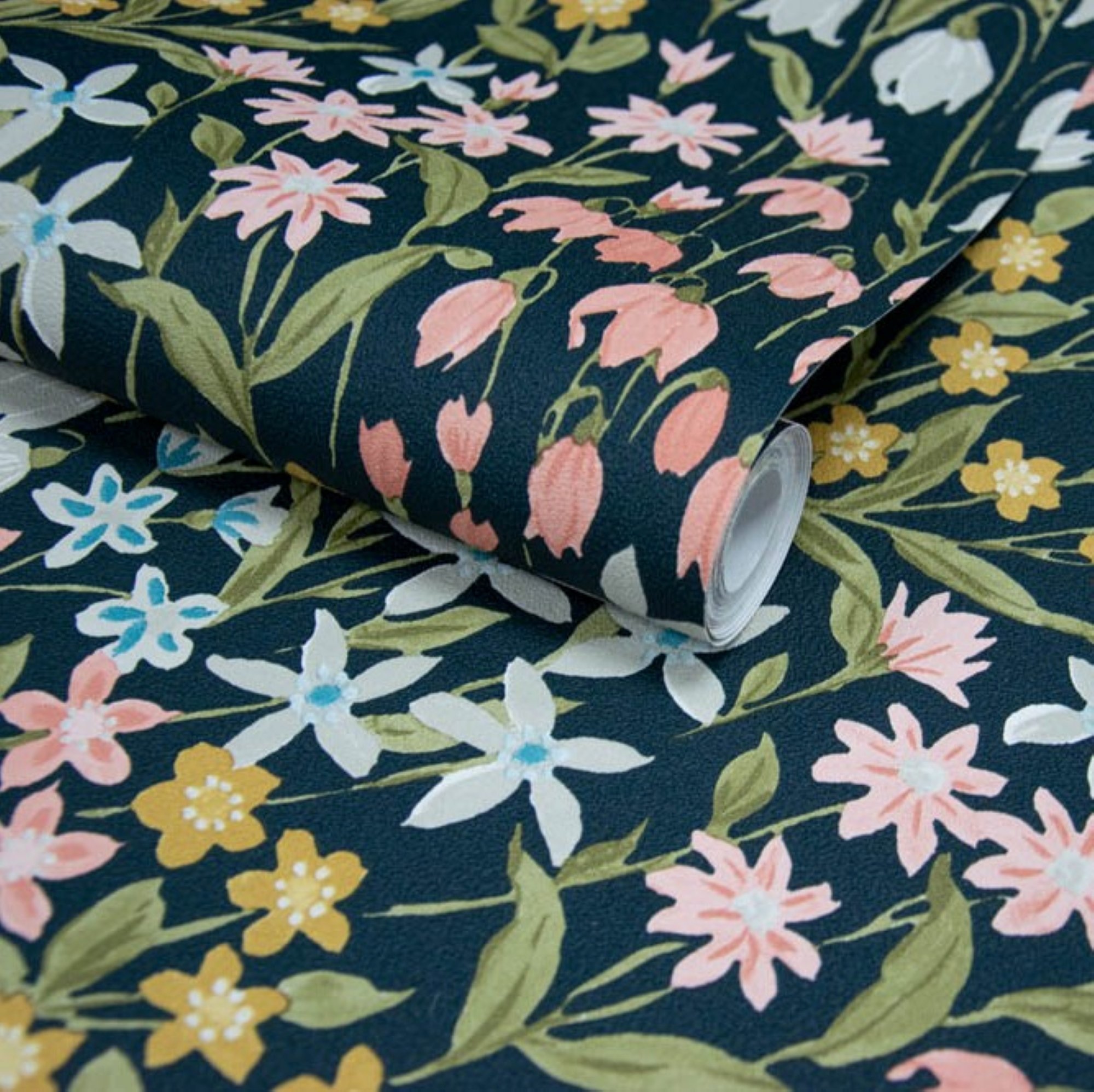 Grandeco Bluebell Wood Floral Leaf Textured Wallpaper - Black