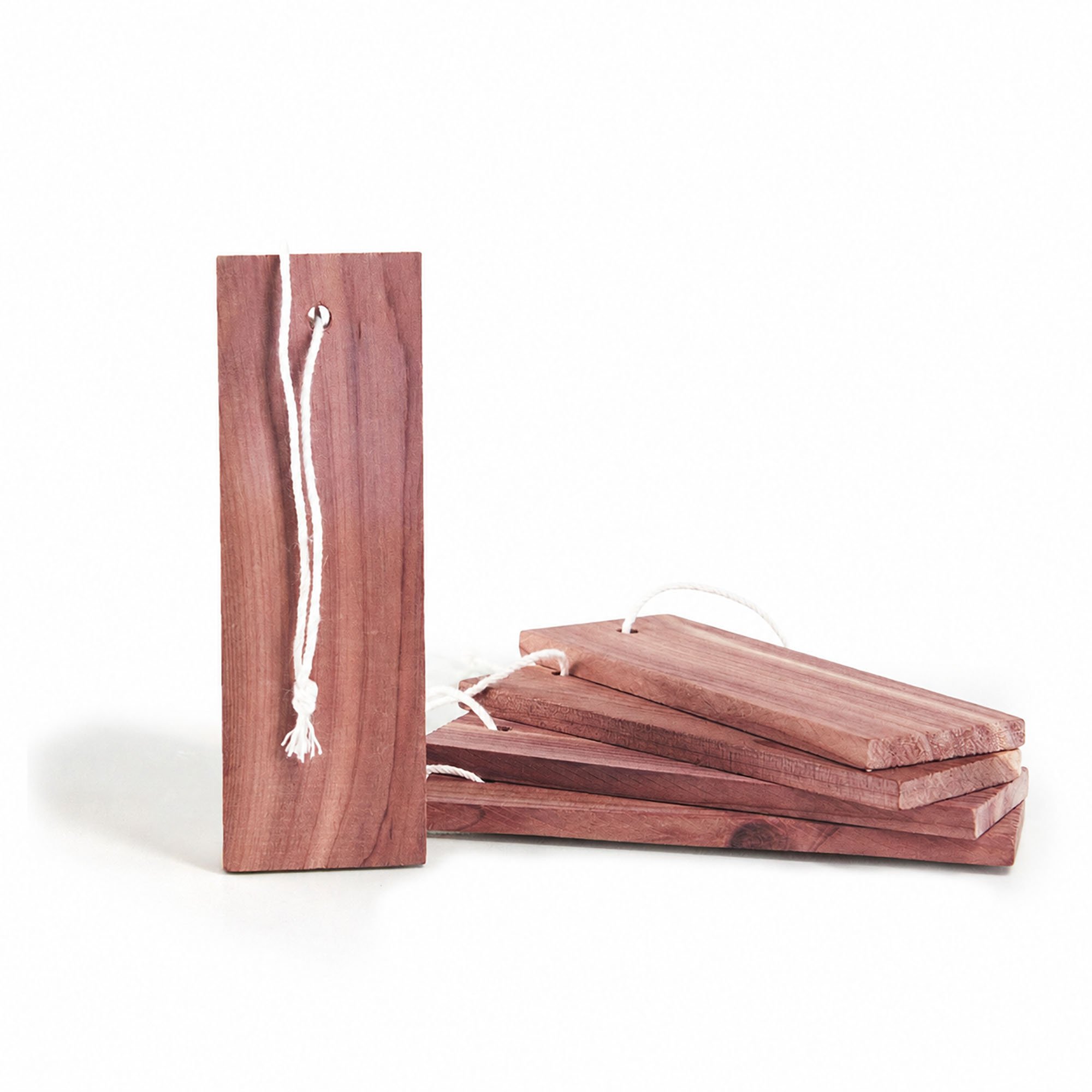 Katcha Natural Cedar Blocks with String - Pack of 20