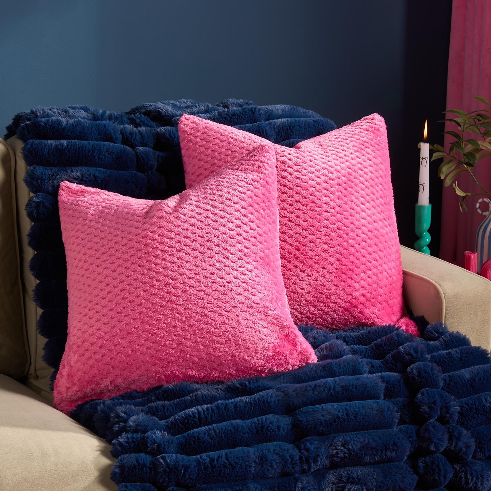 OHS 2 Pack Waffle Fleece Cushion Covers 45 x 45cm - Hot Pink