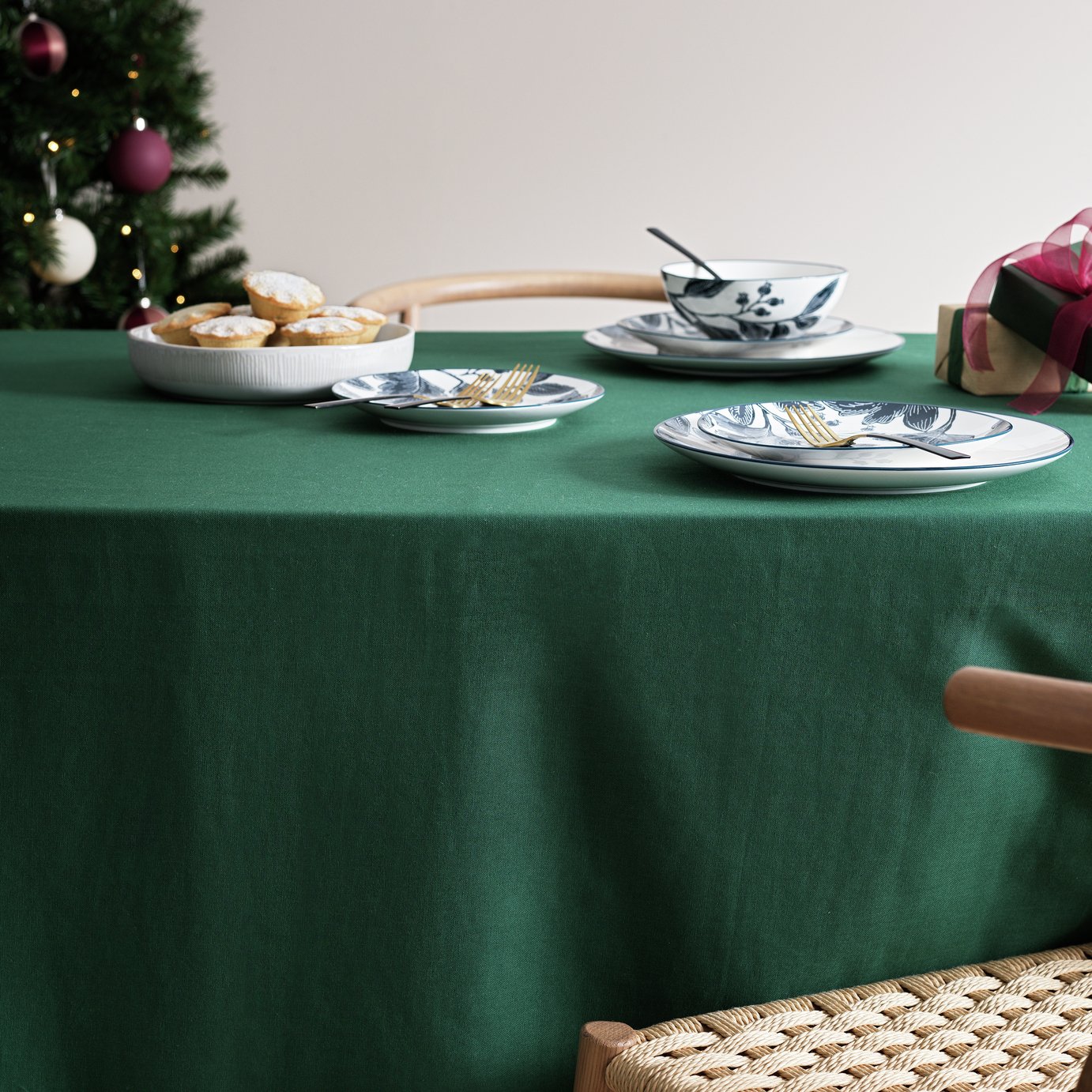 Habitat Cotton Tablecloth - Green