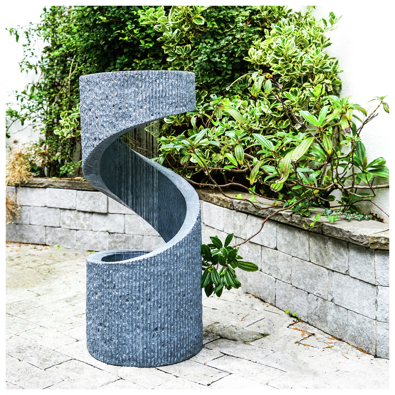 Ivyline Outdoor Spiral Water Feature - Cement