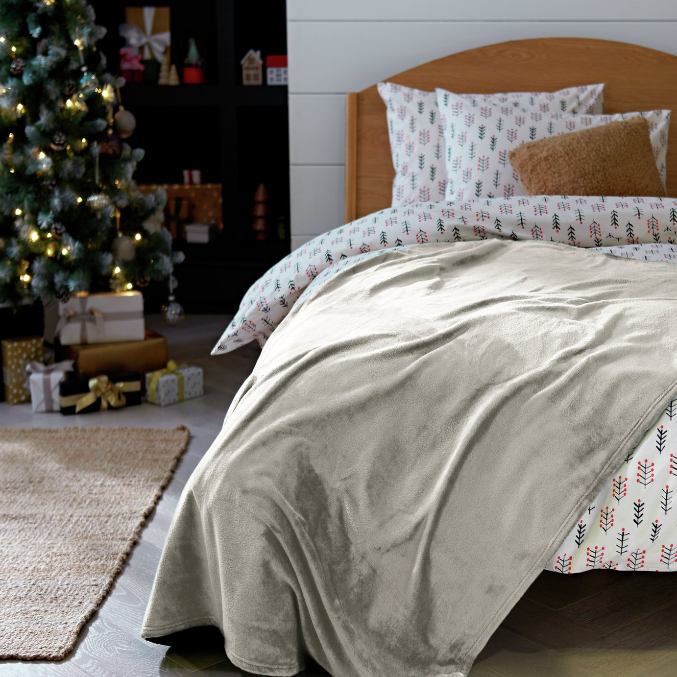 Argos Home Fleece Throw - 150x200cm