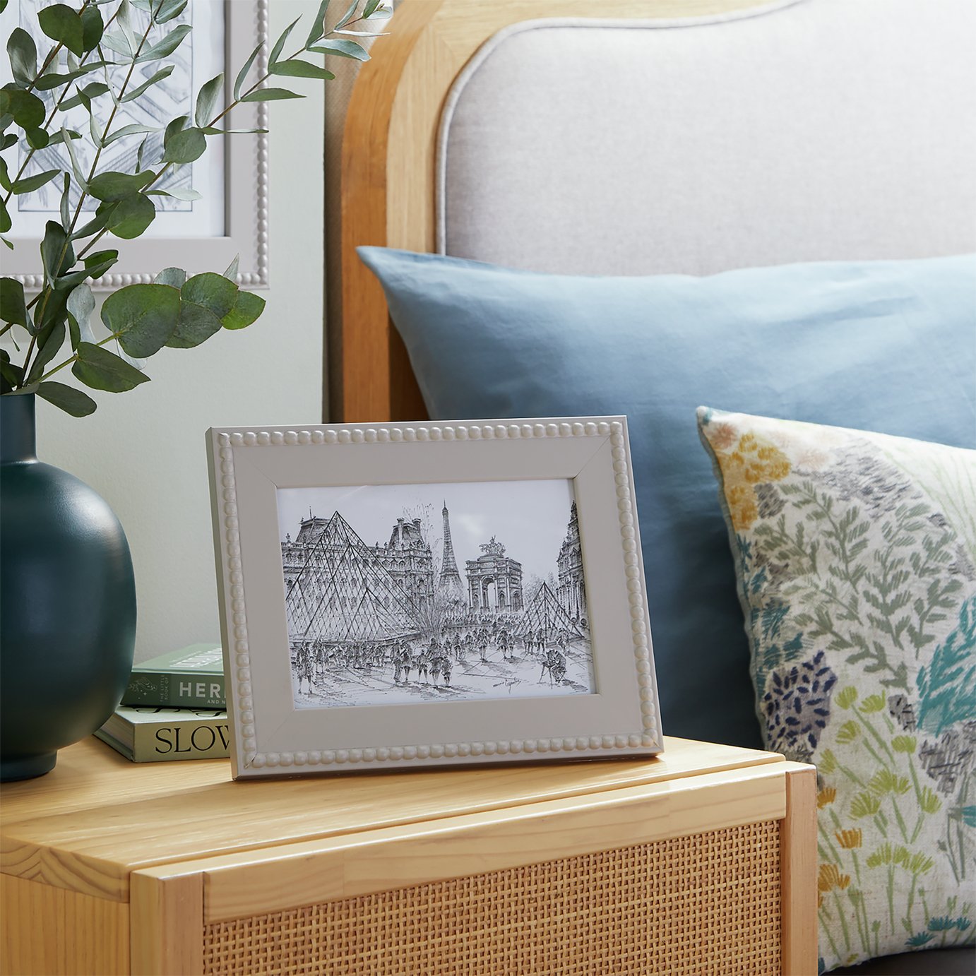 Habitat Grey Beaded Wooden Picture Frame - 4x6"