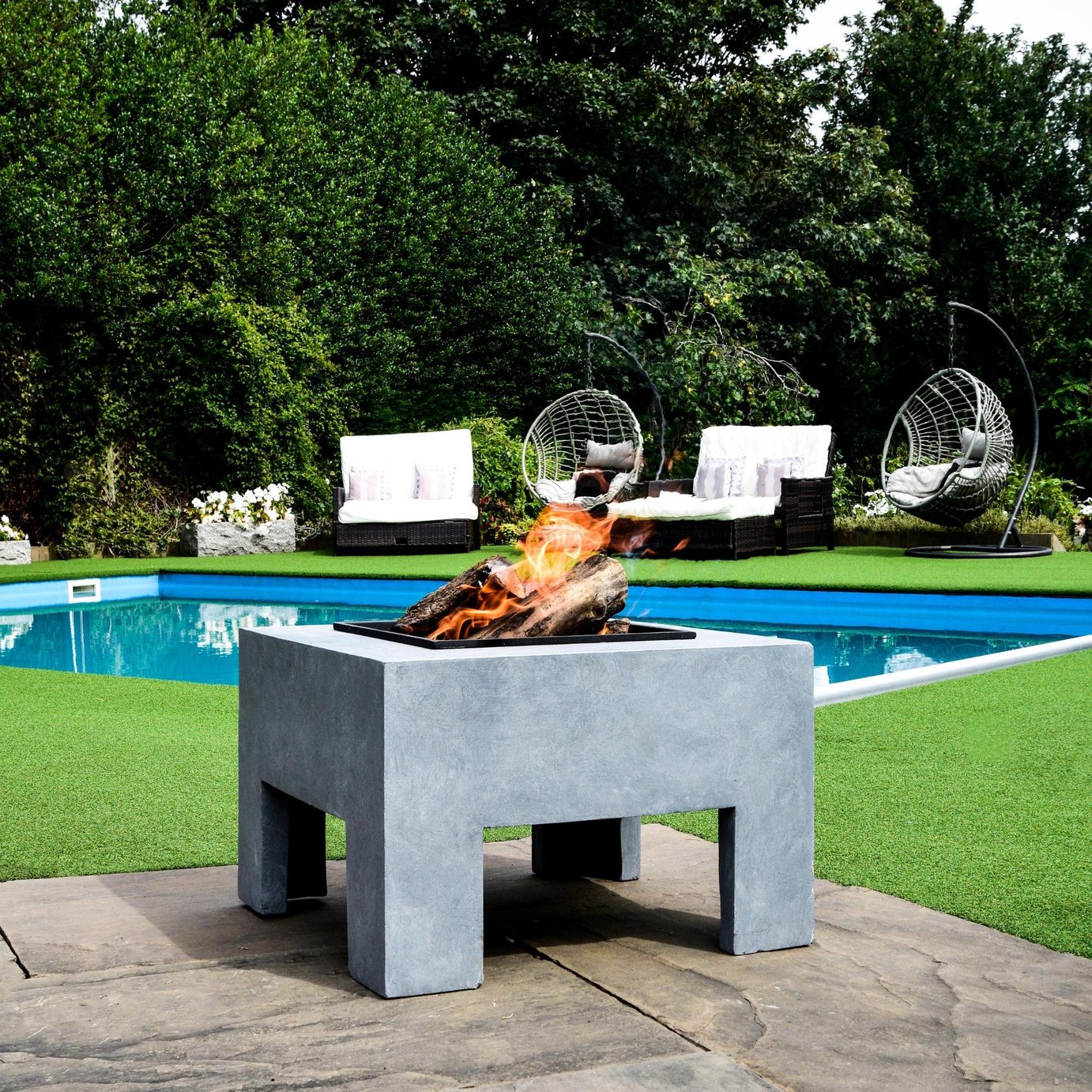 Ivyline Square Fire Pit and Square Console - Cement