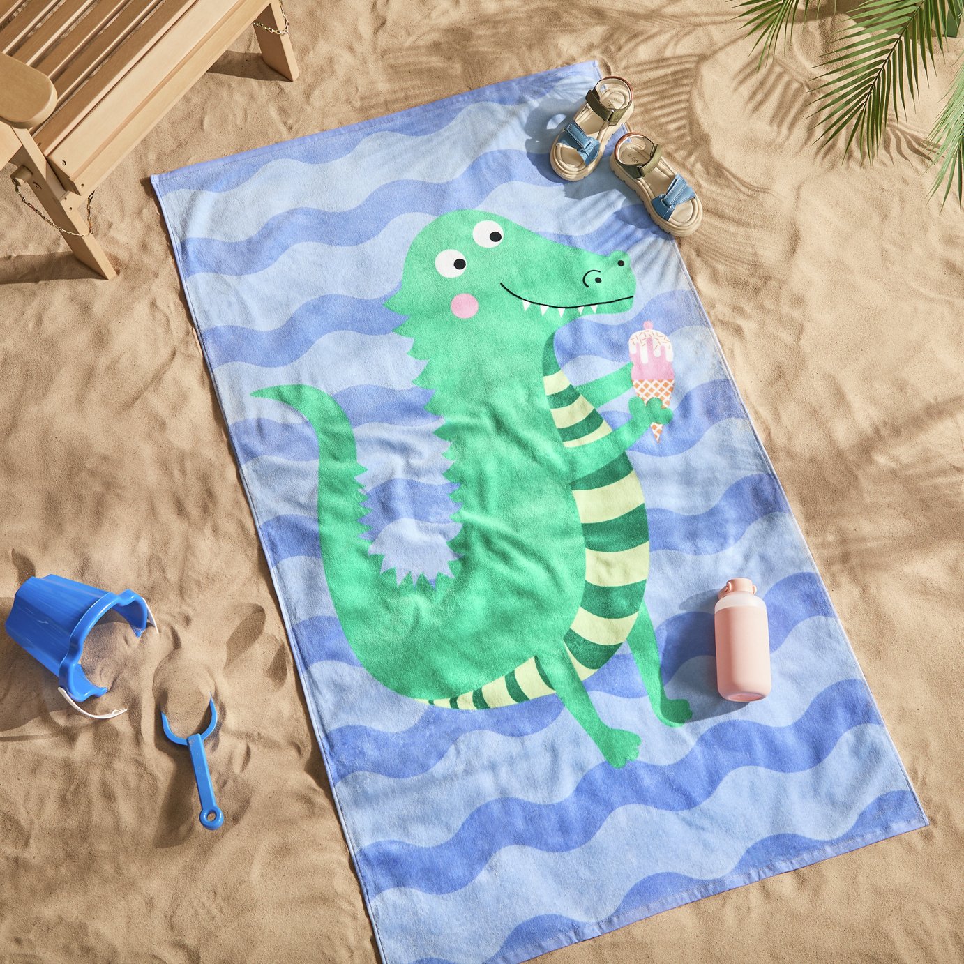 Argos Home Dino Wave Beach Towel - Blue