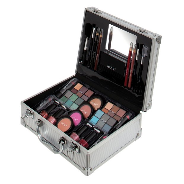 Beauty kits for sale new arrivals