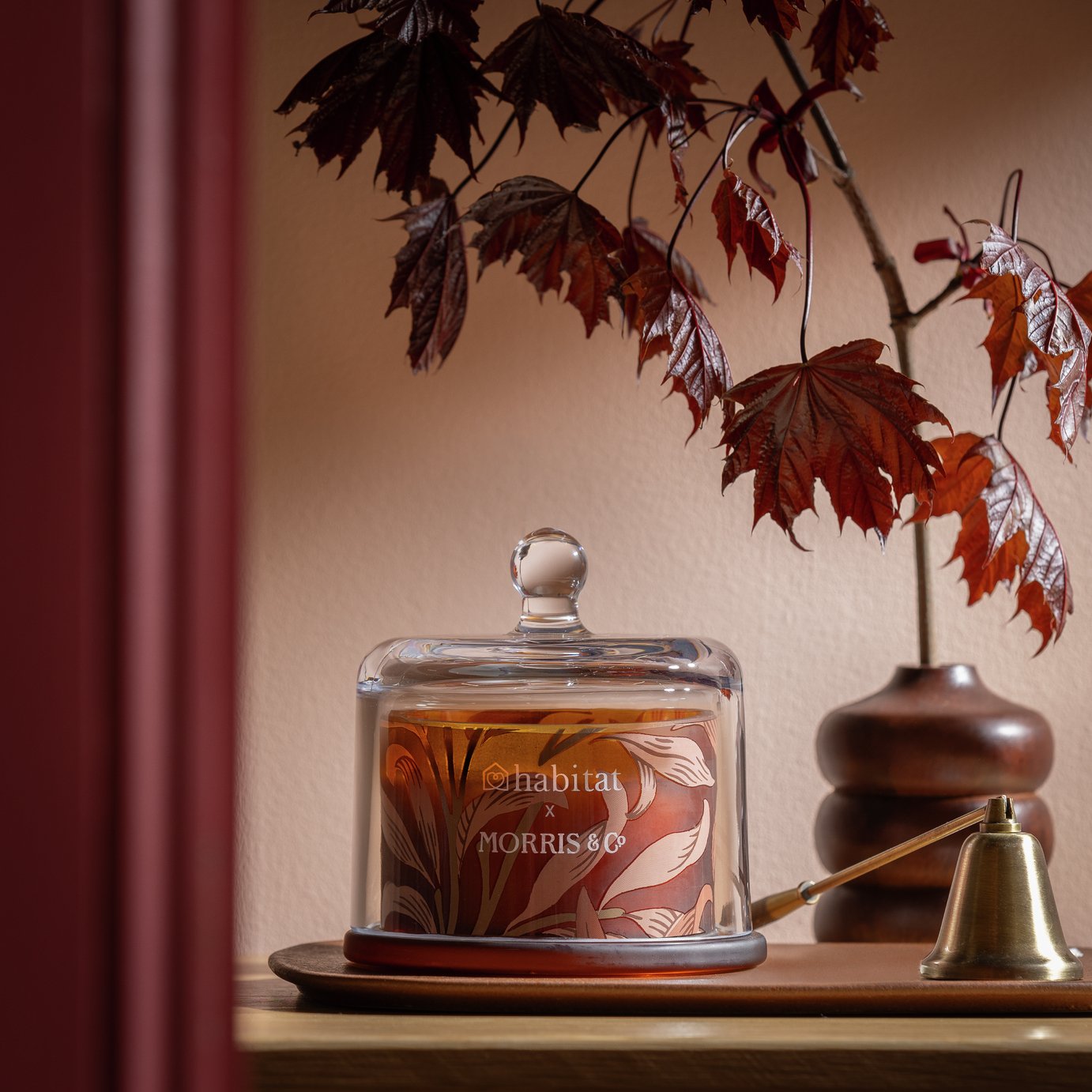 Habitat x Morris & Co. Large Candle - Oak & Fallen Acorn