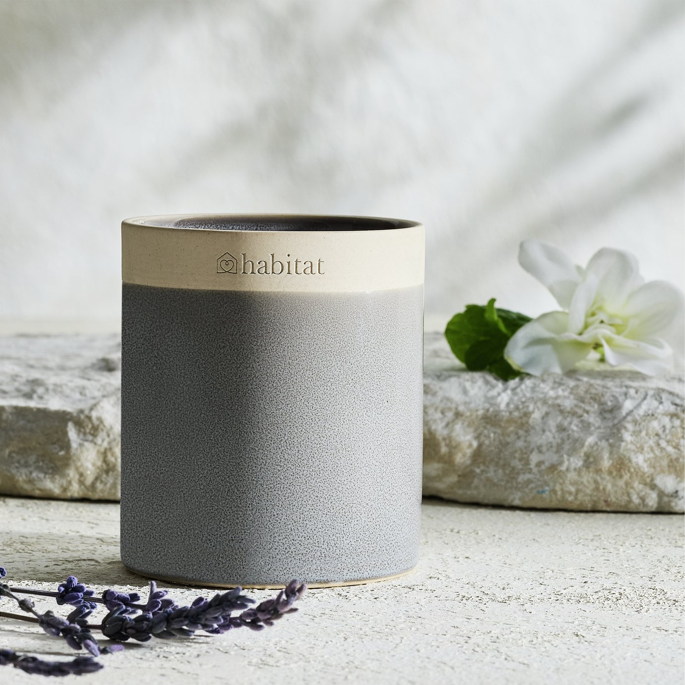 Habitat Small Ceramic Candle - Spa Day
