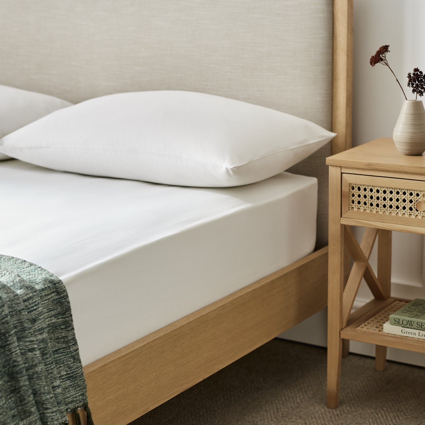 Habitat Polycotton Extra Deep Fitted Sheet