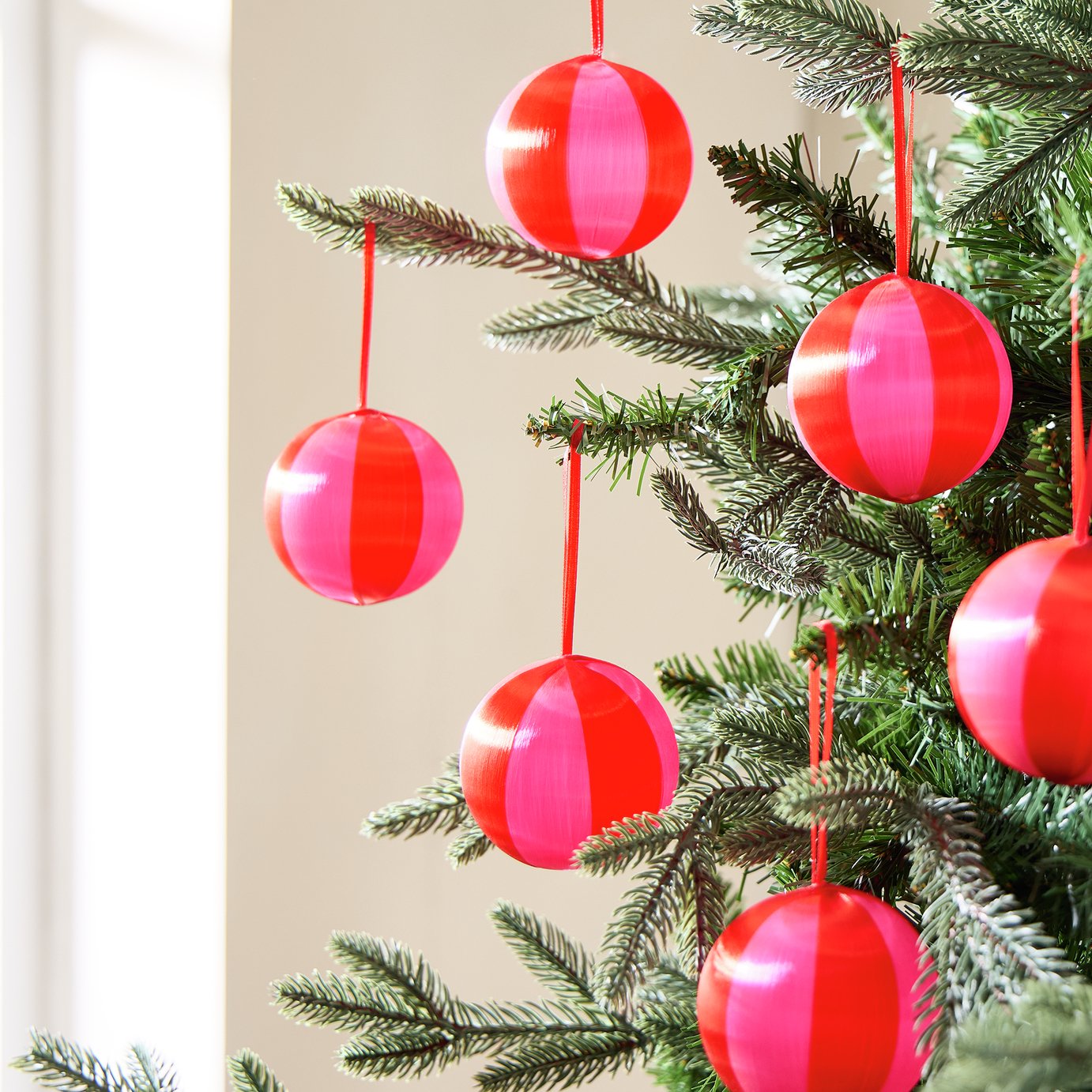 Habitat Pack of 6 Satin Christmas Baubles - Red and Pink