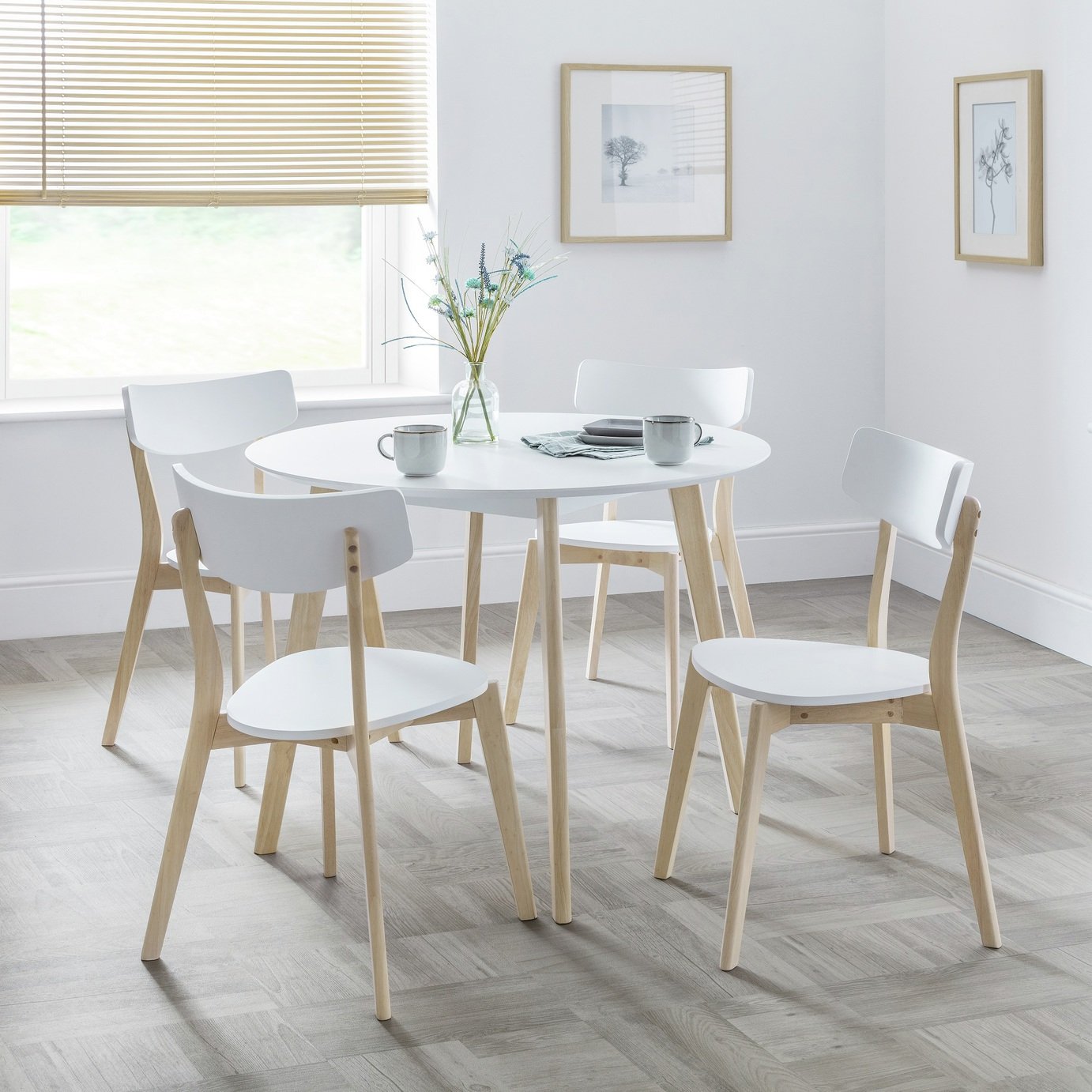Julian Bowen Casa White Dining Table And 4 White Chairs