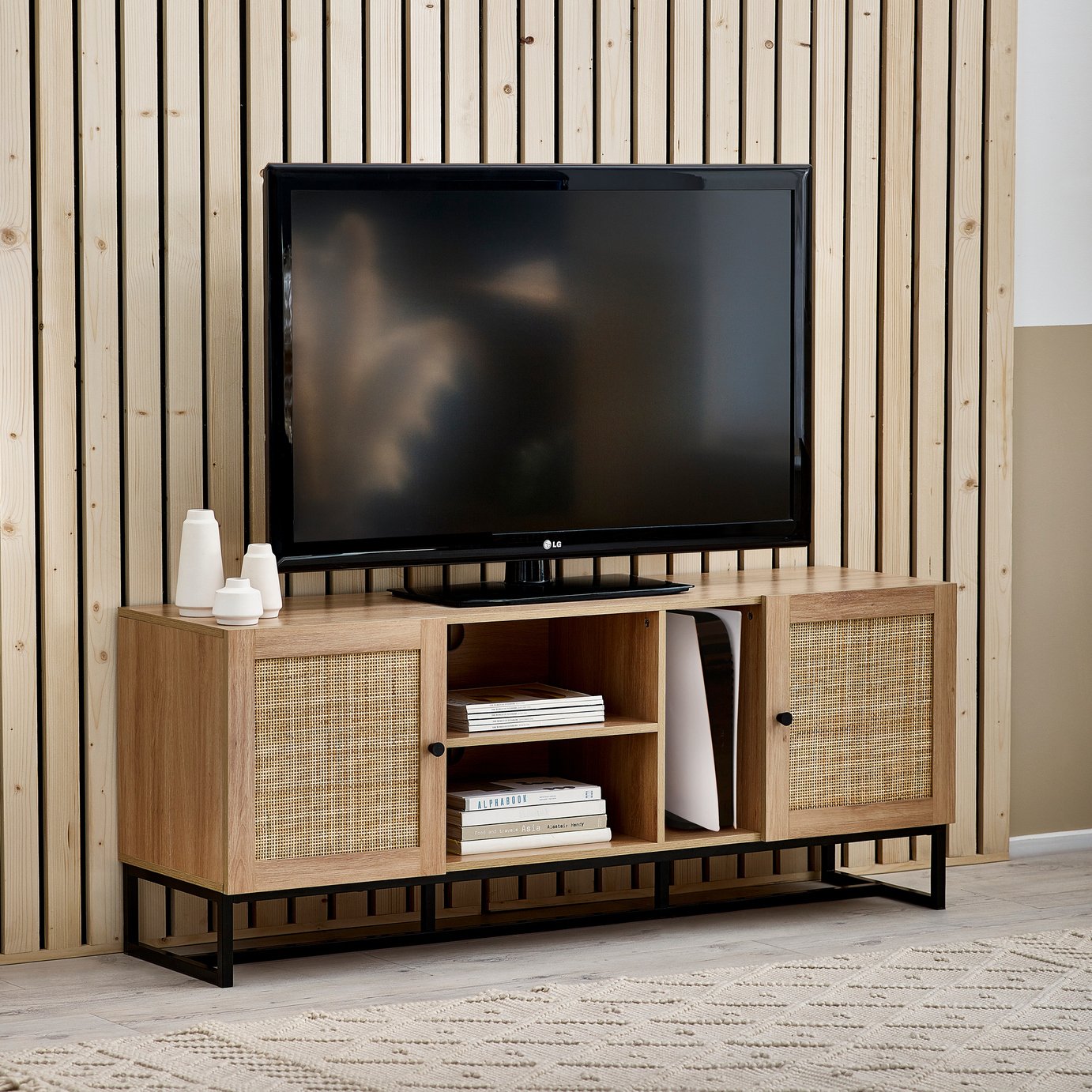 Julian Bowen Padstow 2 Door TV Unit