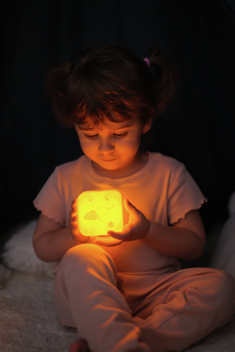 Cloud B Plug In Night Light - Clouds