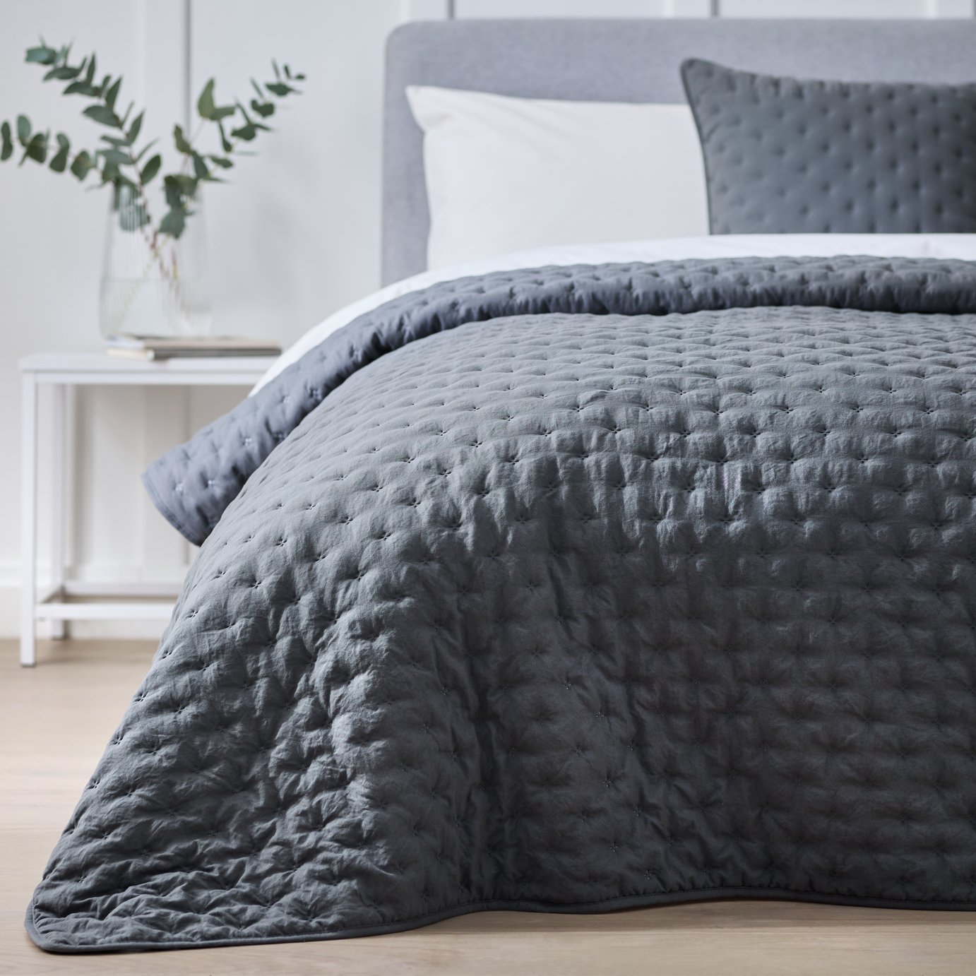 Argos Home Pinsonic Bedspread - Charcoal - 260x260cm
