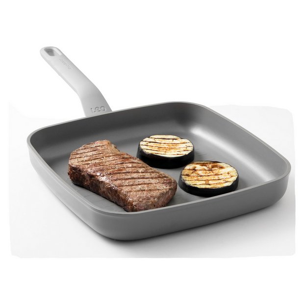 6 Best Benefits of Using Griddle Pan | Tips To Use Them | TrendPickle