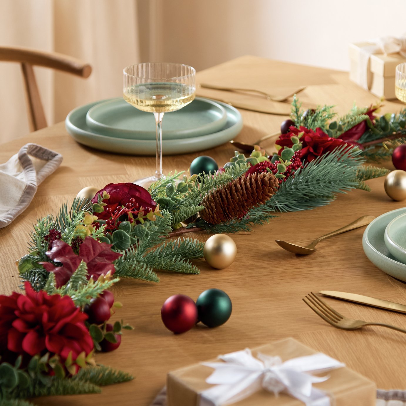 Habitat Luxe Rose & Berry Christmas Garland 