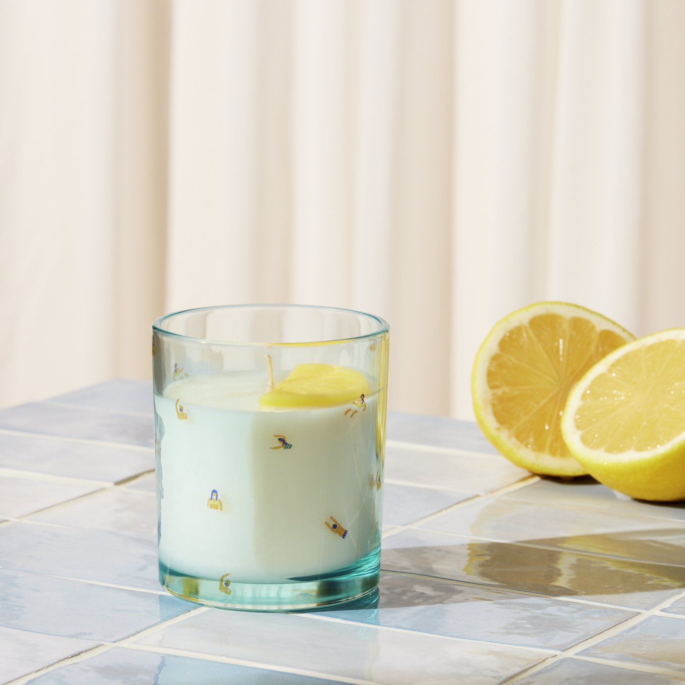 Habitat Destinations Candle with Lemon - Amalfi
