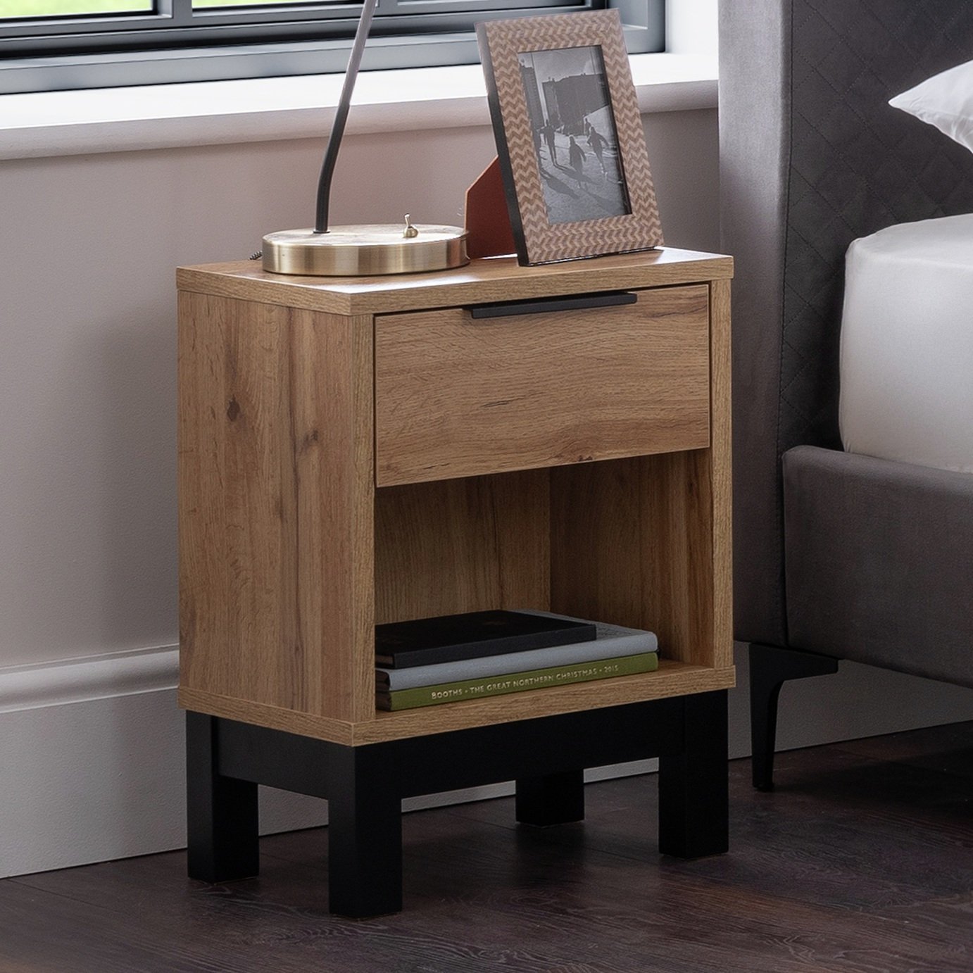 Julian Bowen Bali 1 Drawer Bedside Table - Oak