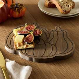 Argos Home Pumpkin Shaped Rubberwood Grazing Board