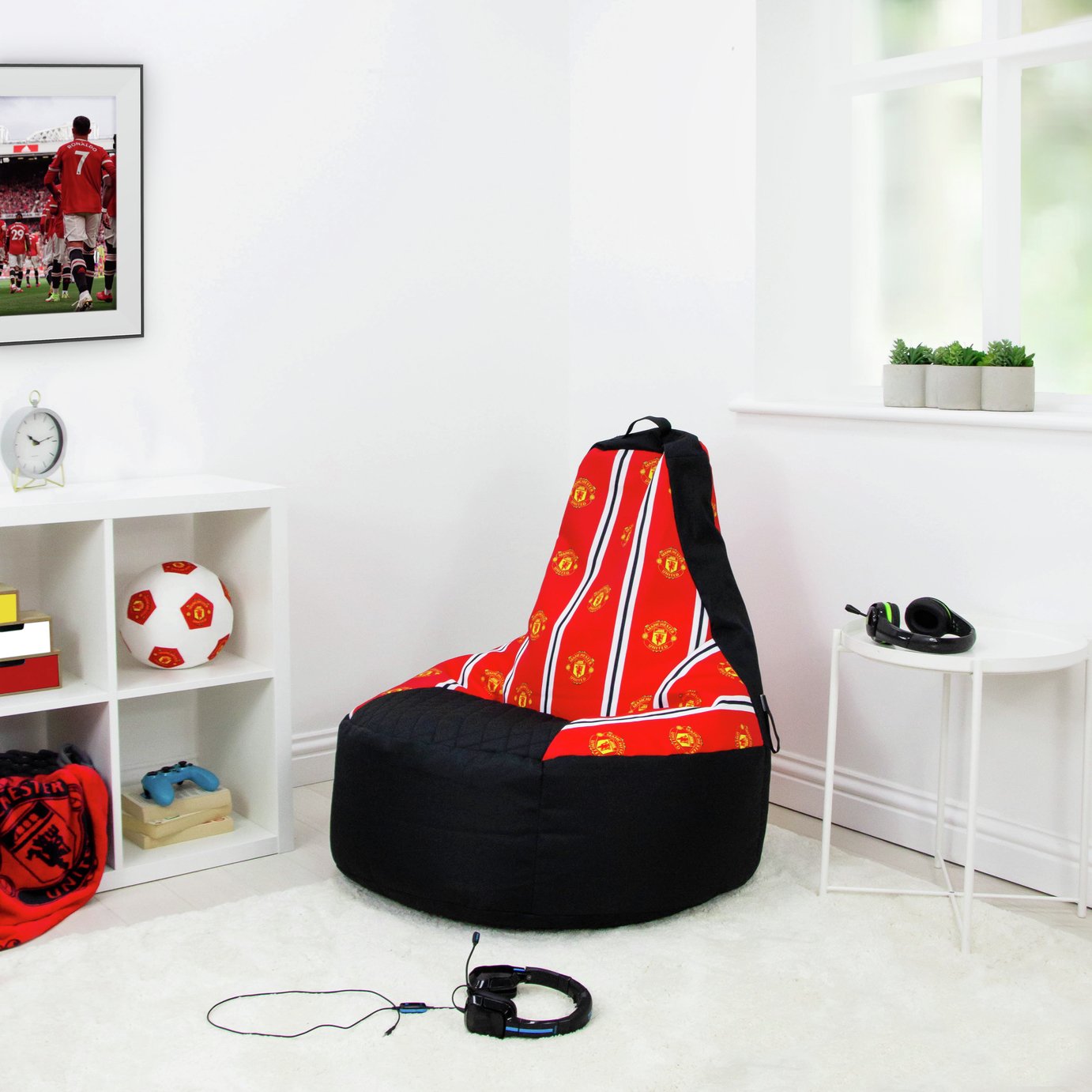 Manchester United Bean Bag Chair - Red & Black