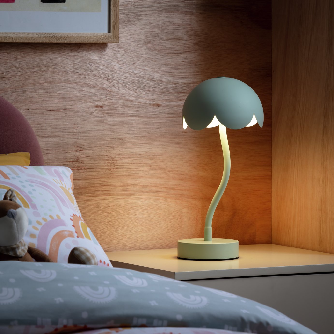 Habitat Rechargeable Scallop Wiggle Metal LED Table Lamp