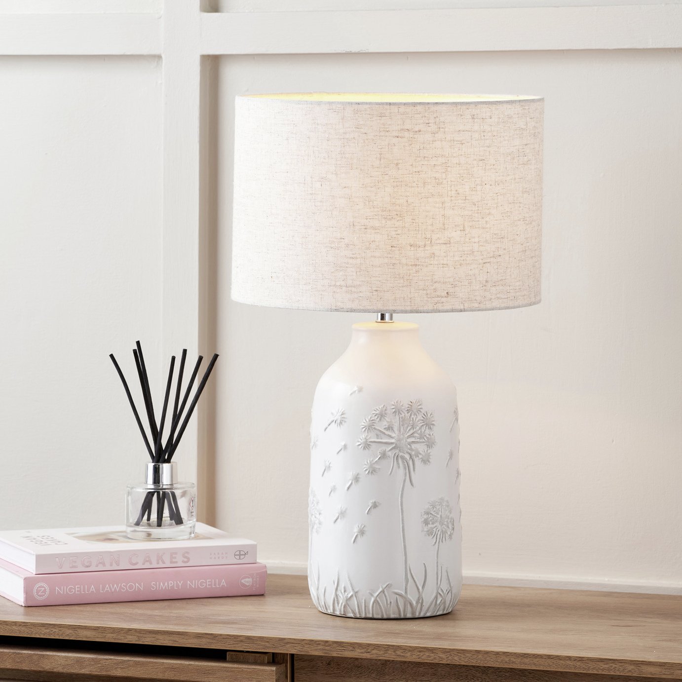 Pacific Flora Ceramic Table Lamp - White & Grey