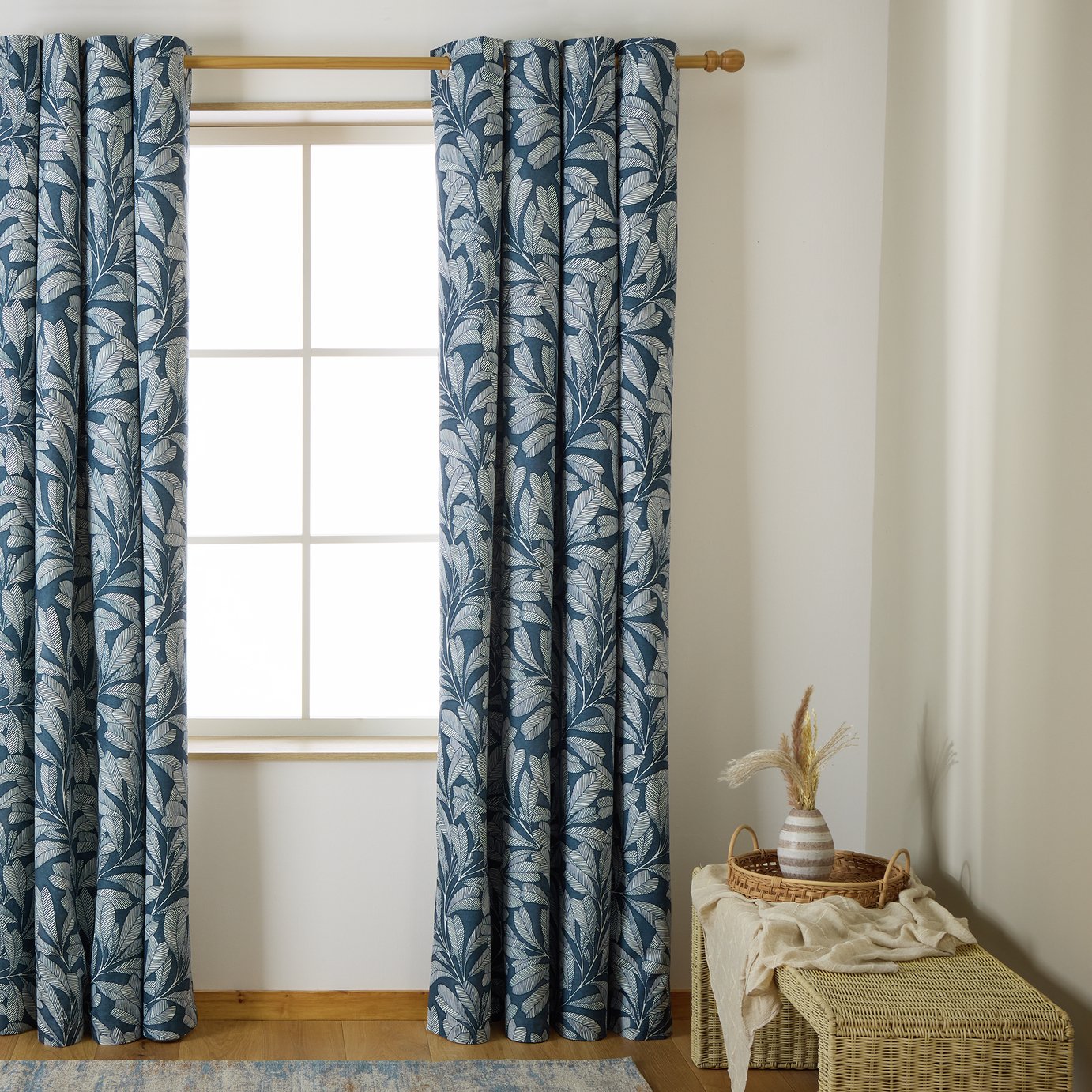 Habitat Leaf Blackout Eyelet Curtain - Blue