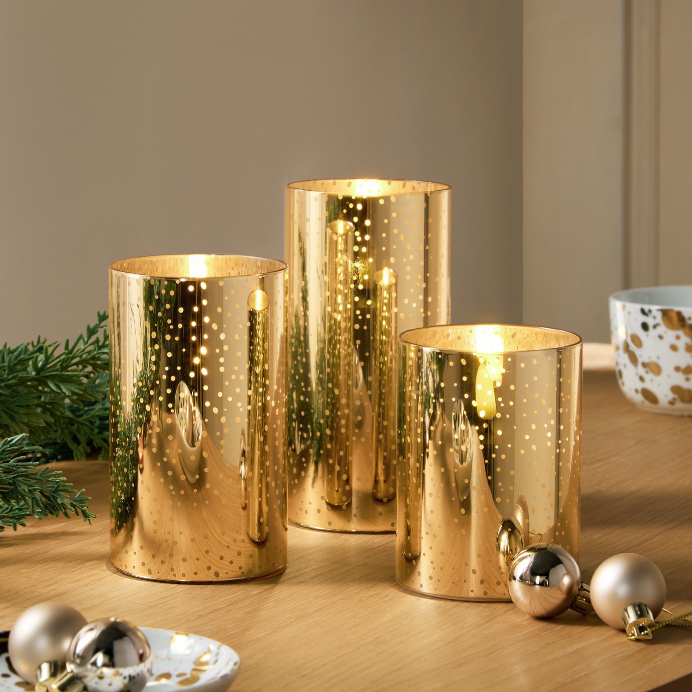 Argos Home Pack of 3 Gold LED Candles Christmas Decoration