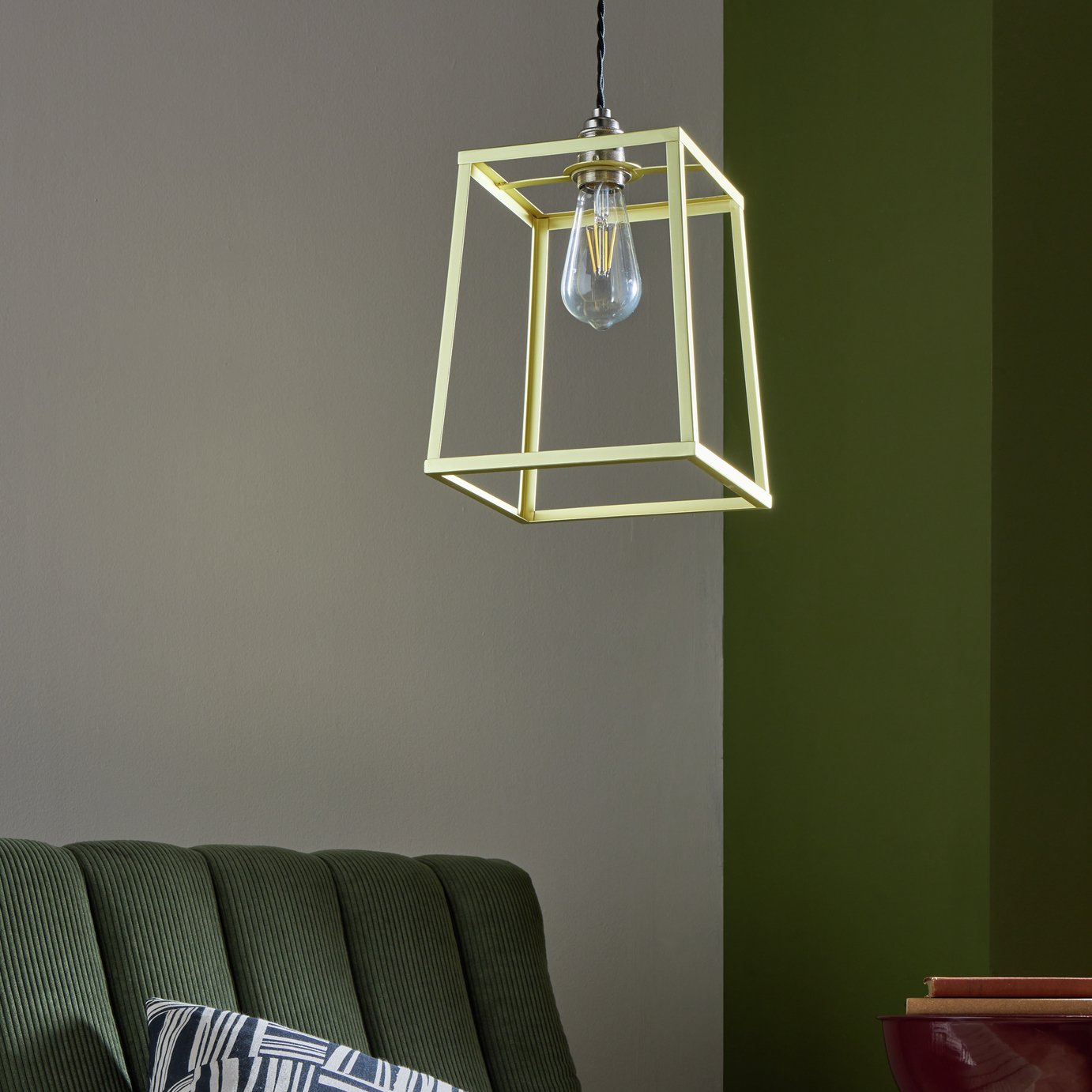 Argos Home Carriage Metal Easy Fit Lampshade - 22cm