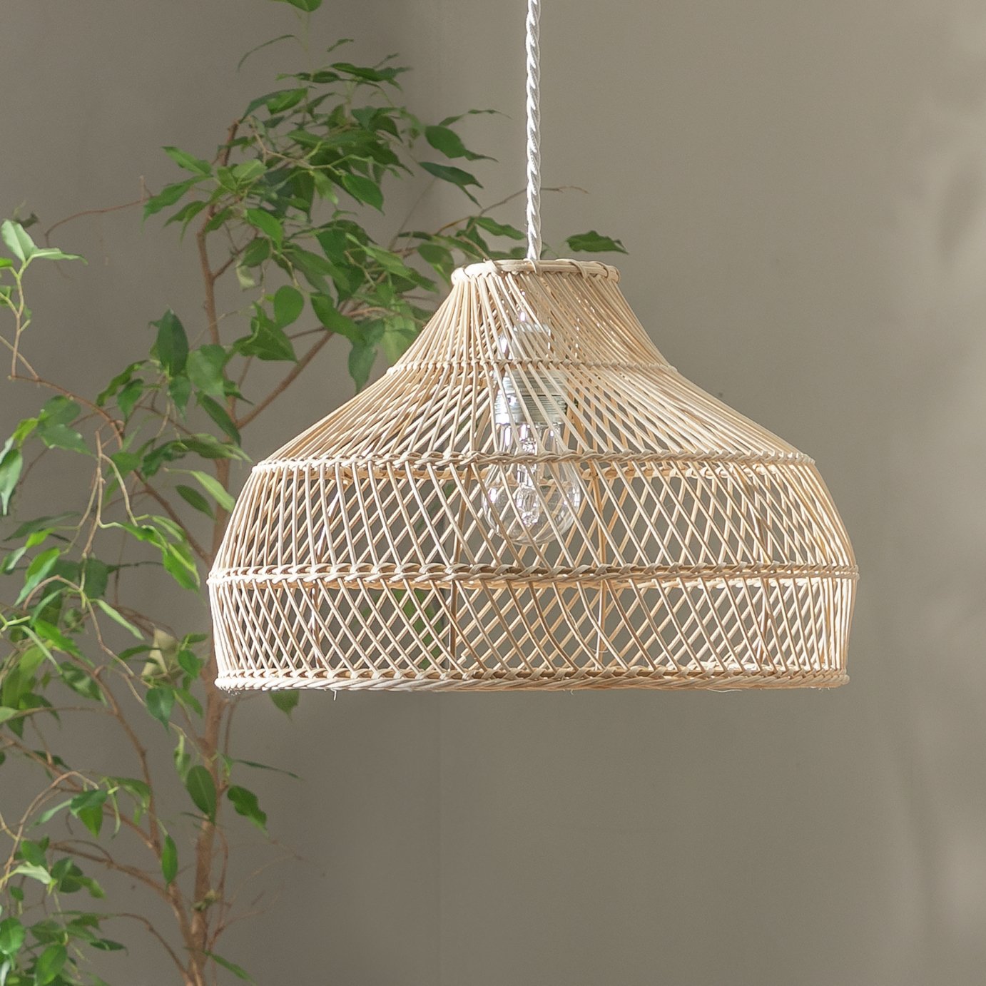 Habitat Natural Rattan Small Easy Fit Lampshade - 35cm