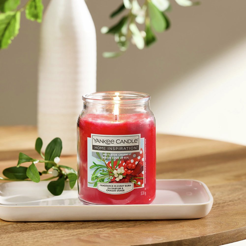Yankee Candle Large Scented Candle - Mistletoe Charm
