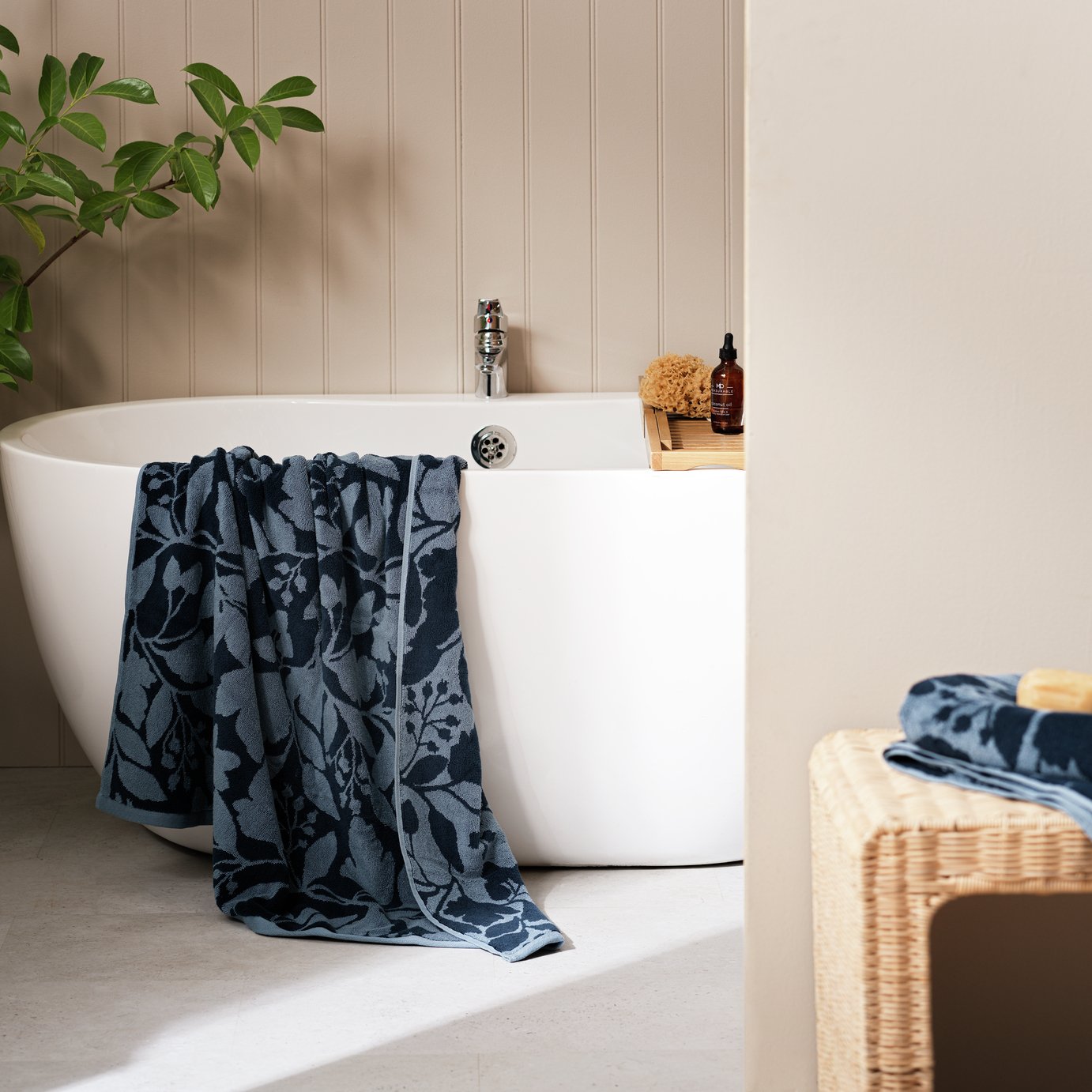 Habitat Foliage Bath Towel - Navy