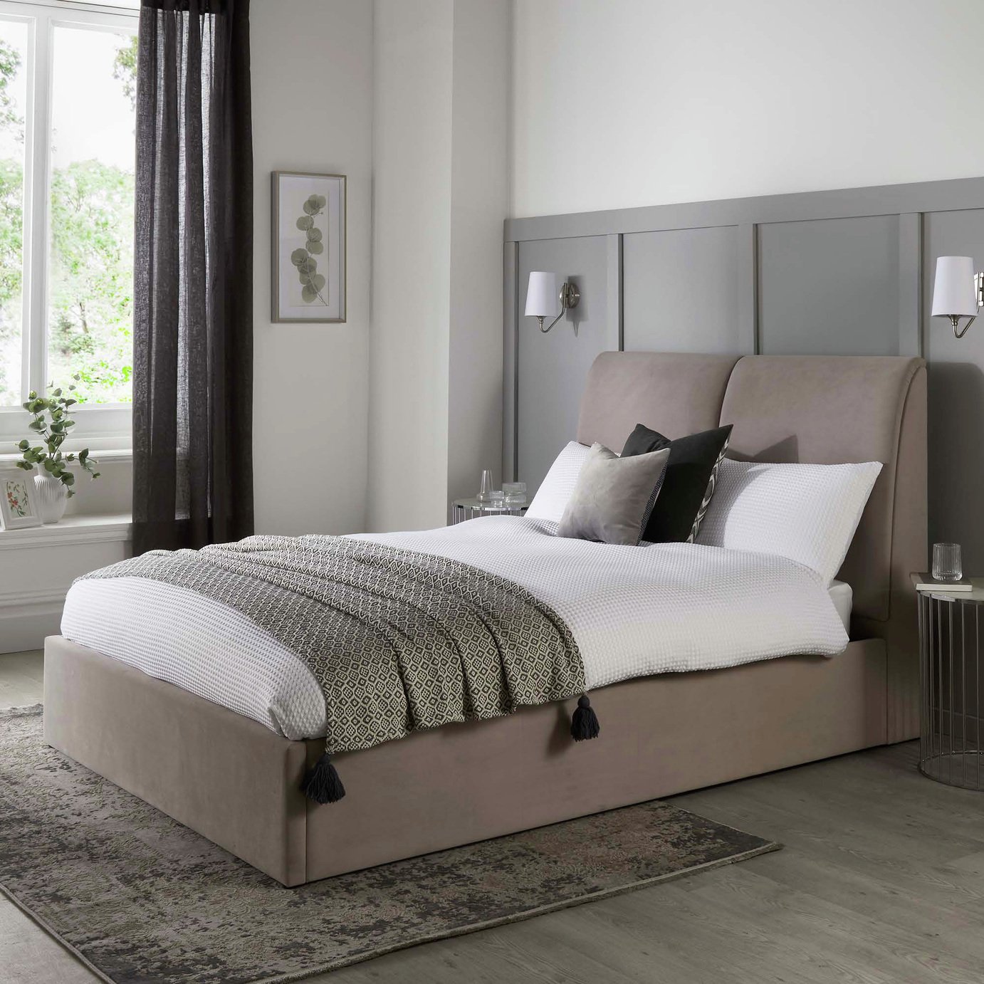 GFW Montrel Ottoman Bed