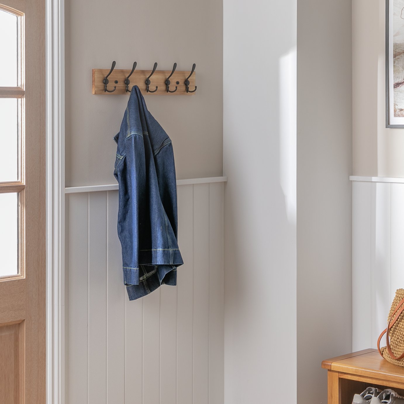 Argos Home Pack of 5 Coat Hooks - Natural & Black